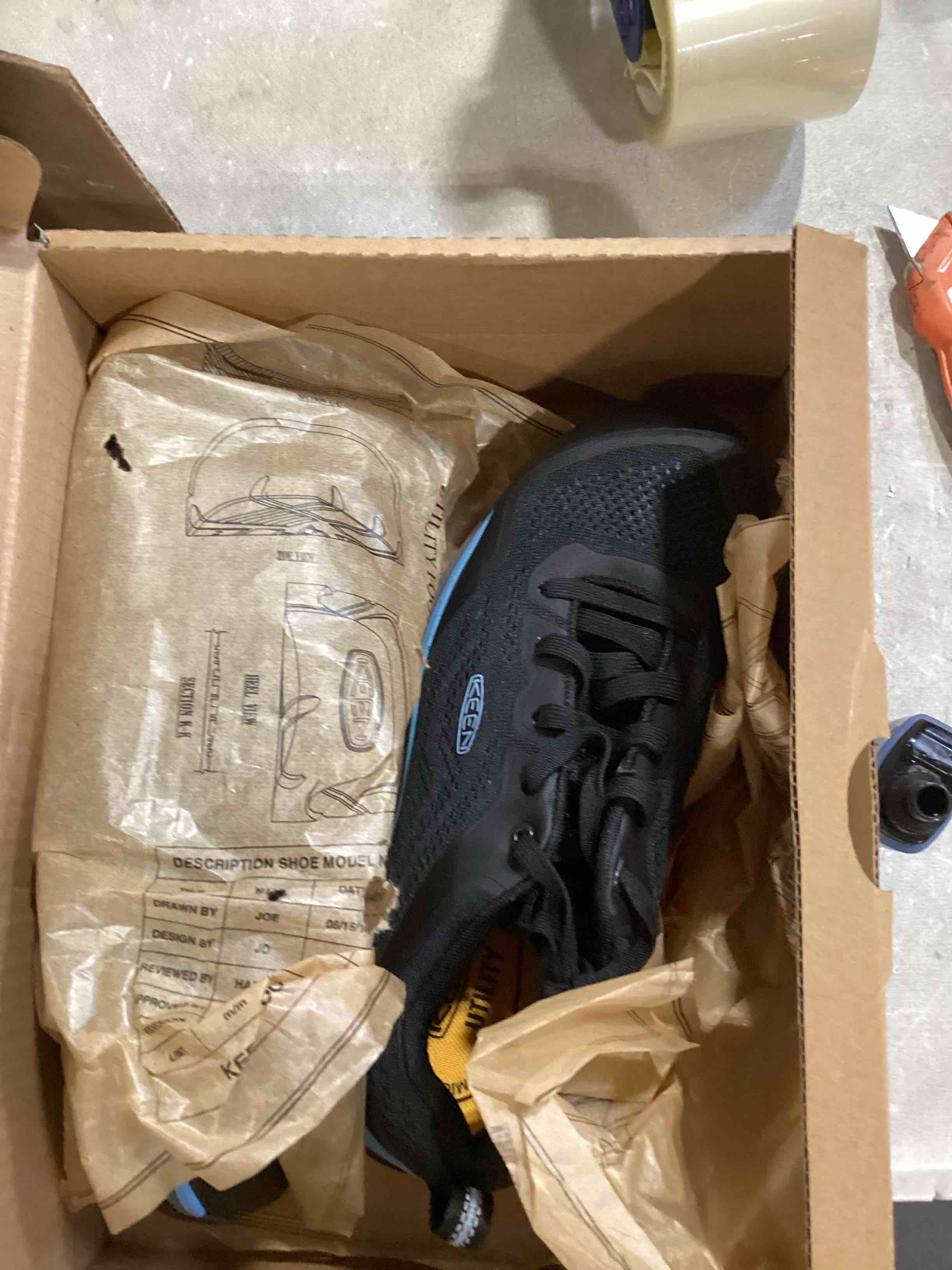 https://s3.amazonaws.com/lotting-images-prod/bidfta/PPE2584054_1752238893231.jpeg