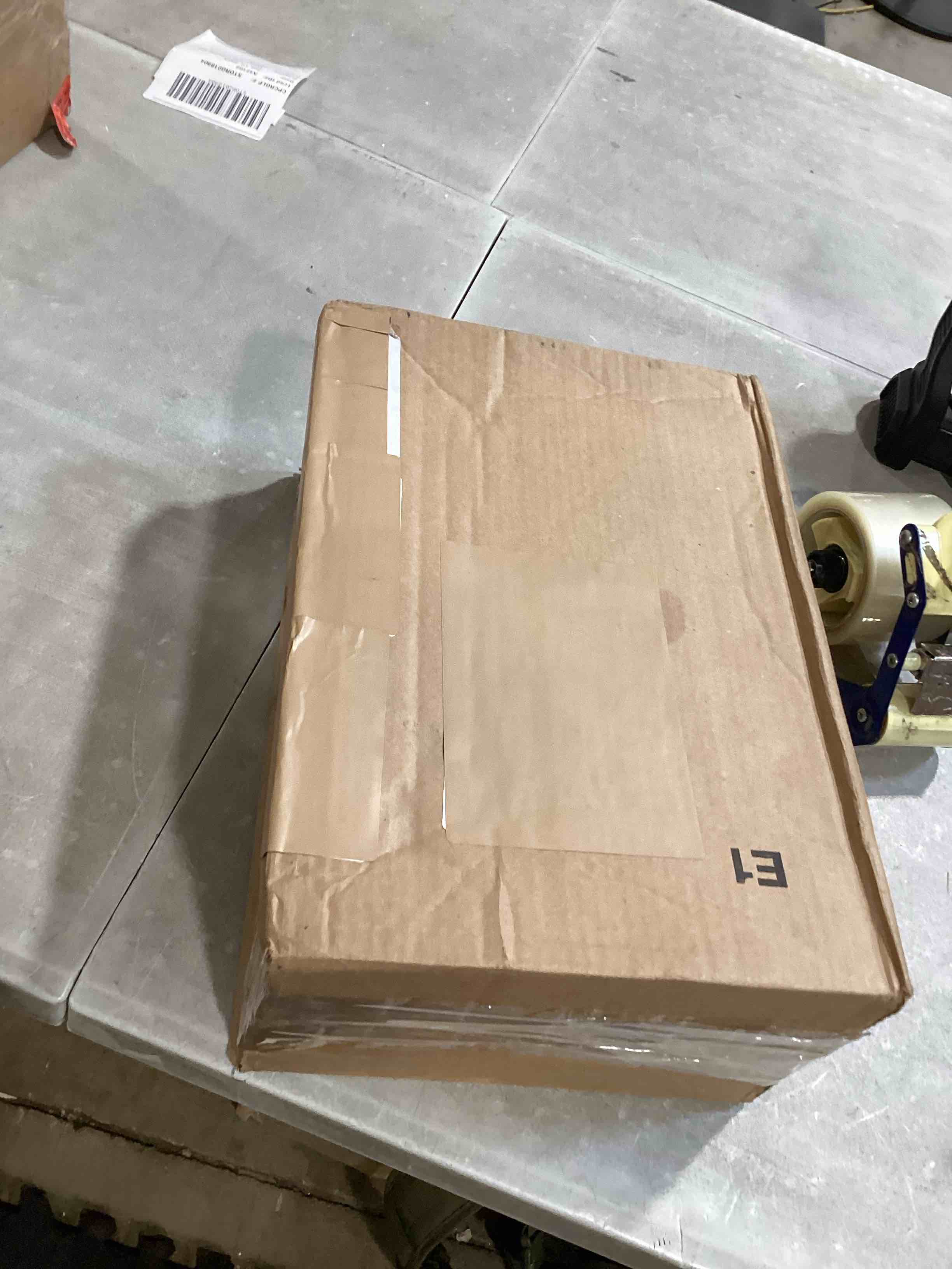 https://s3.amazonaws.com/lotting-images-prod/bidfta/PPE2584054_1752238915430.jpeg