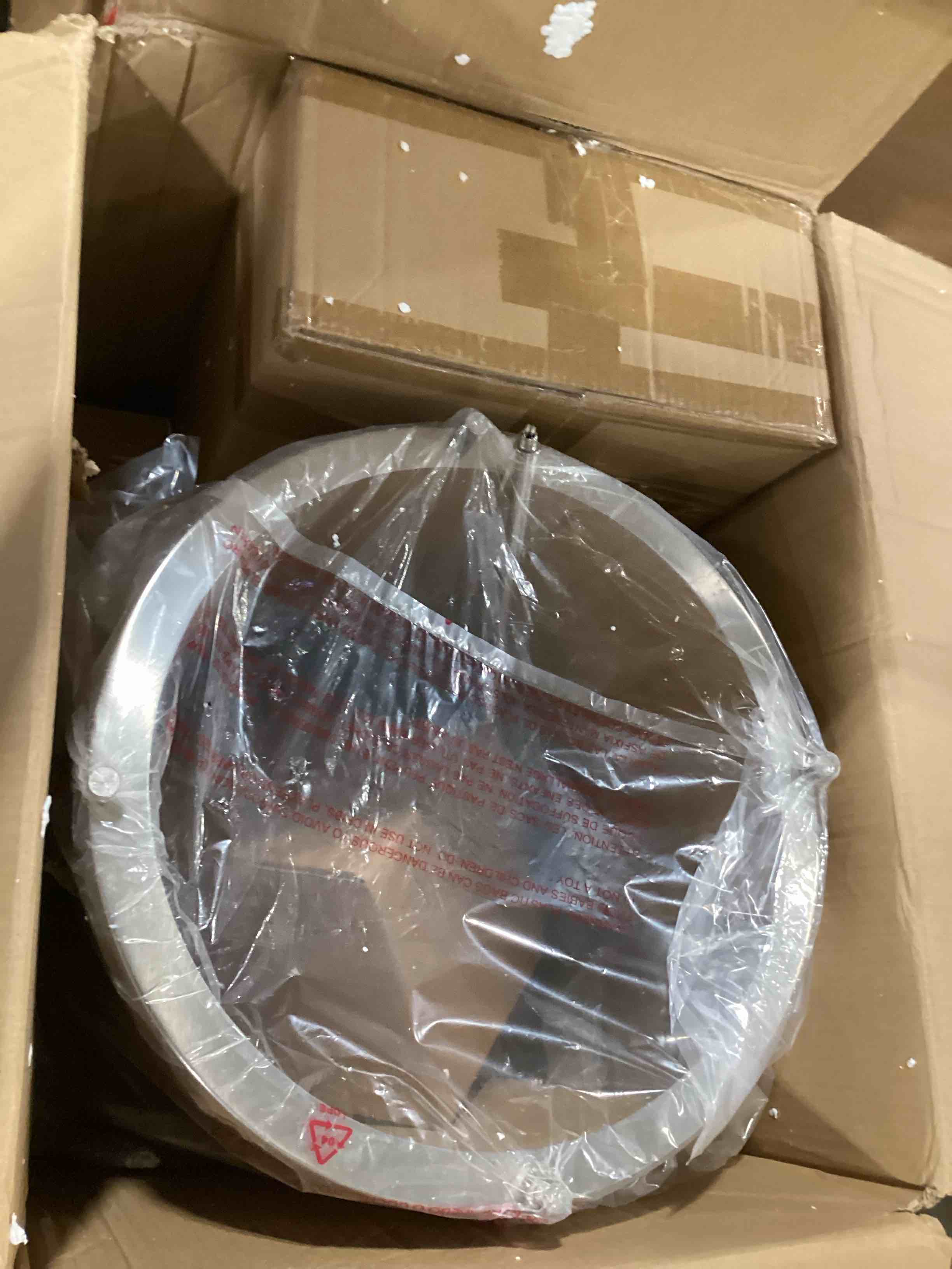 https://s3.amazonaws.com/lotting-images-prod/bidfta/PPE2584186_1752496651802.jpeg