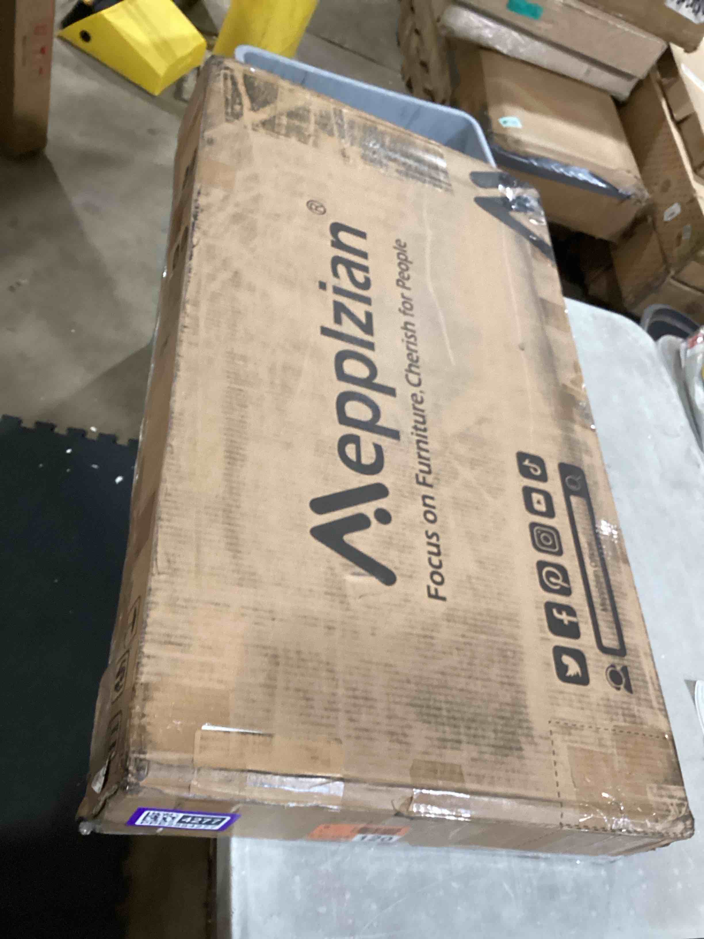 https://s3.amazonaws.com/lotting-images-prod/bidfta/PPE2584277_1752583111489.jpeg