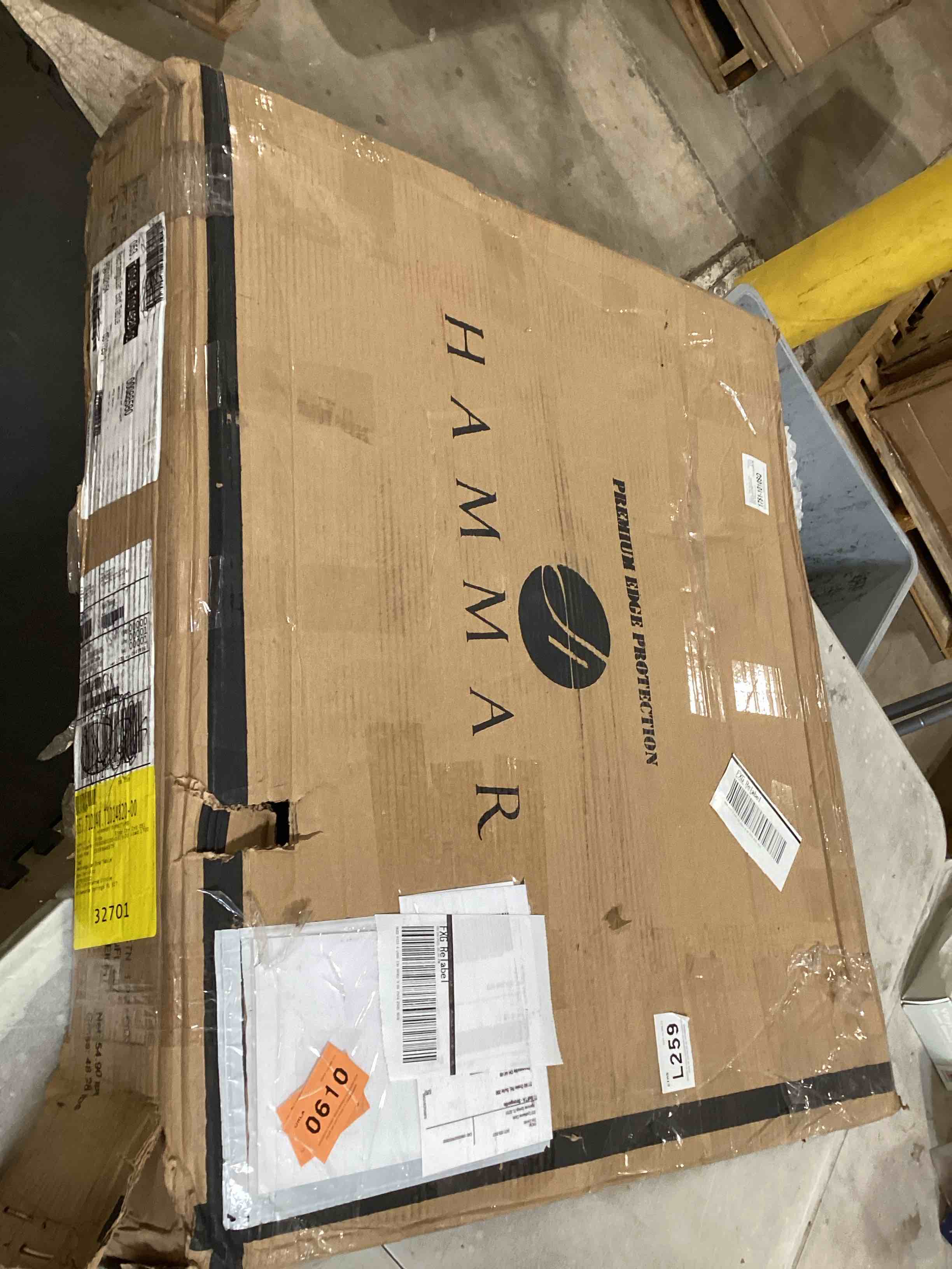 https://s3.amazonaws.com/lotting-images-prod/bidfta/PPE2584310_1752596857058.jpeg