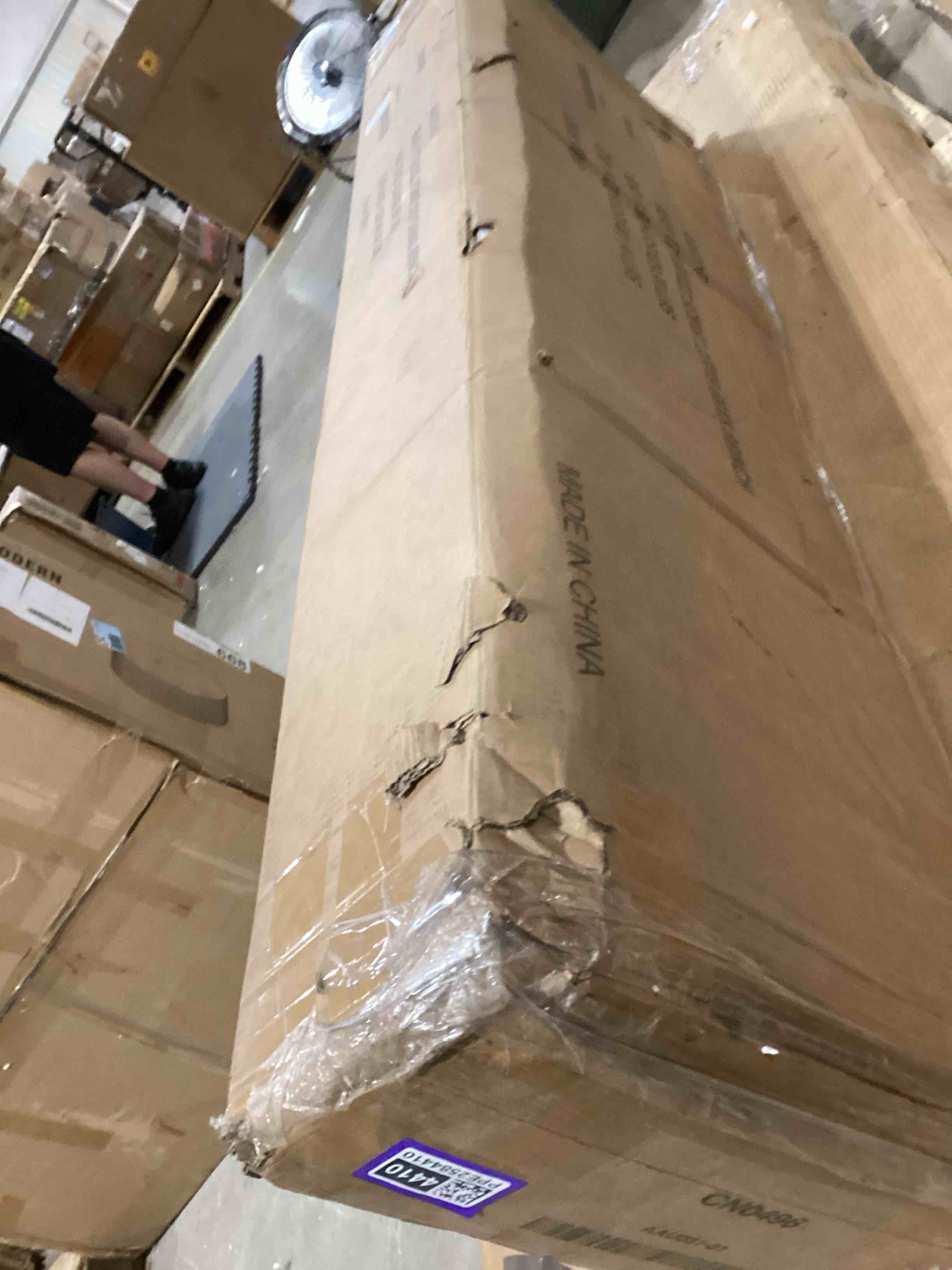 https://s3.amazonaws.com/lotting-images-prod/bidfta/PPE2584410_1752683750514.jpeg