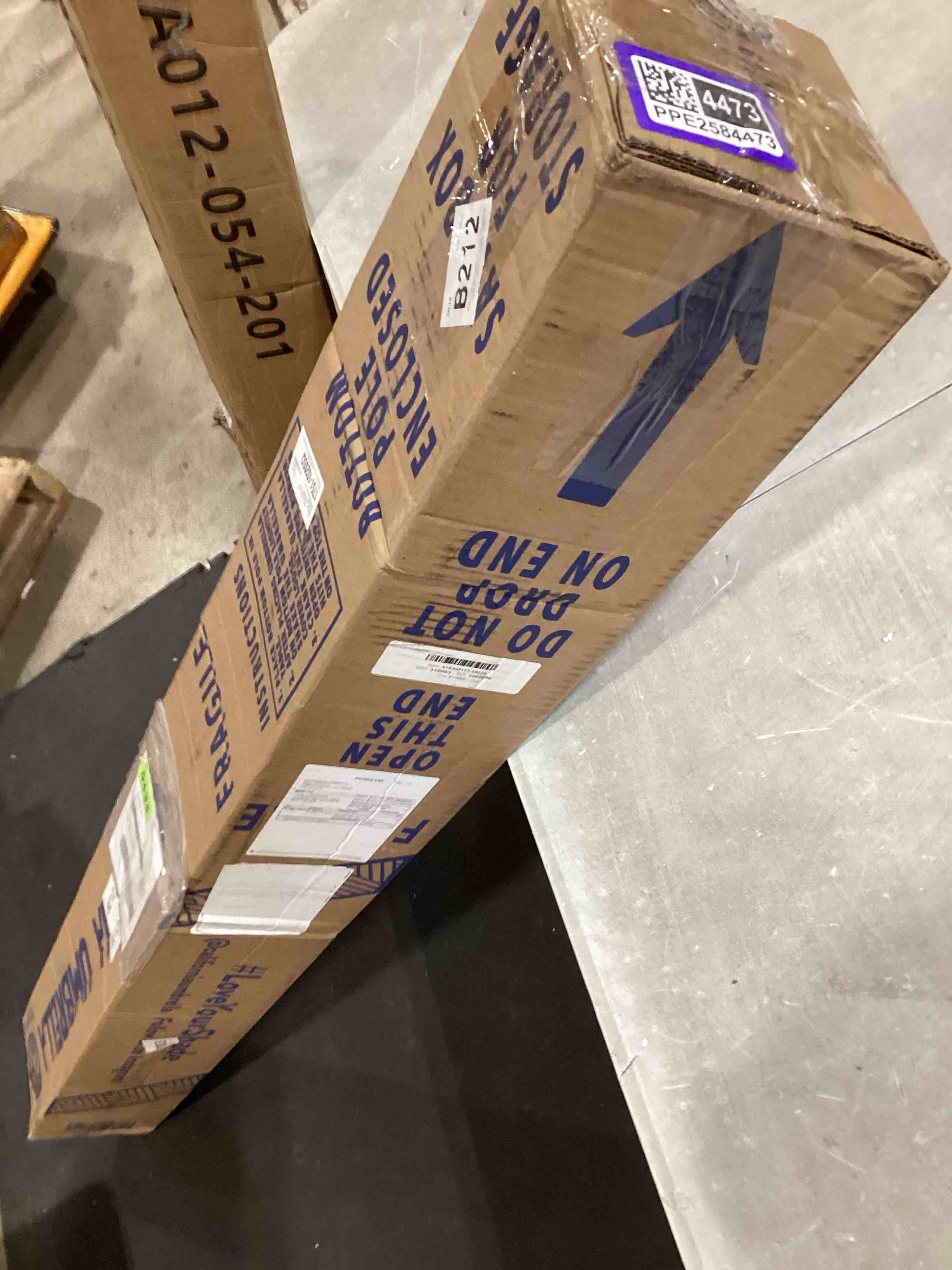 https://s3.amazonaws.com/lotting-images-prod/bidfta/PPE2584473_1752764886535.jpeg