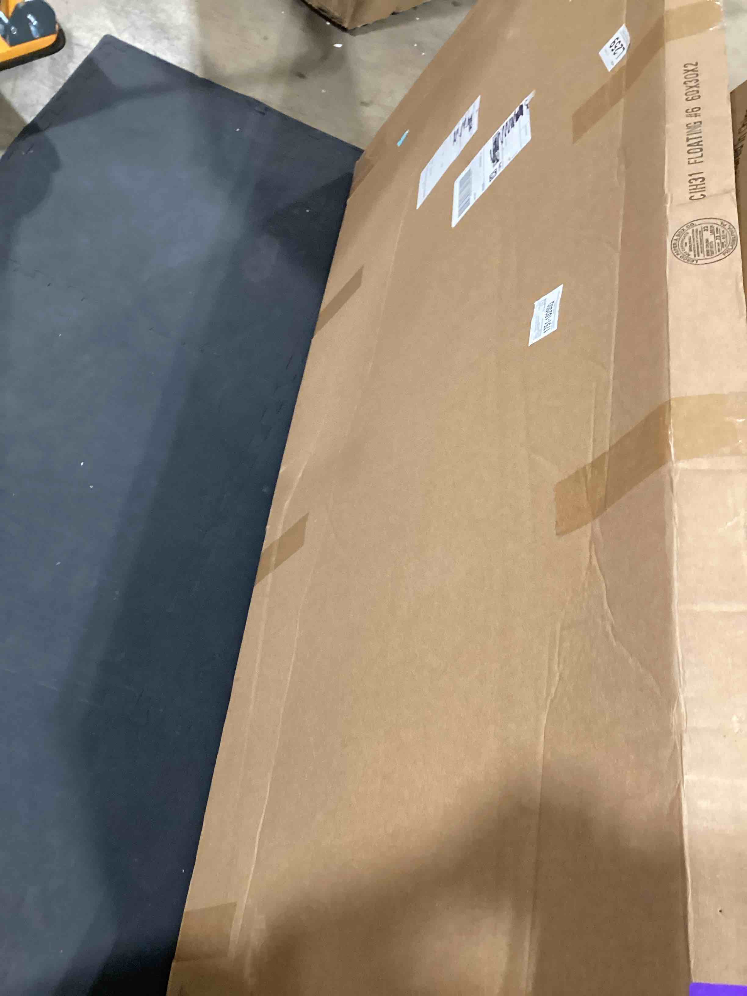 https://s3.amazonaws.com/lotting-images-prod/bidfta/PPE2584651_1753096615147.jpeg