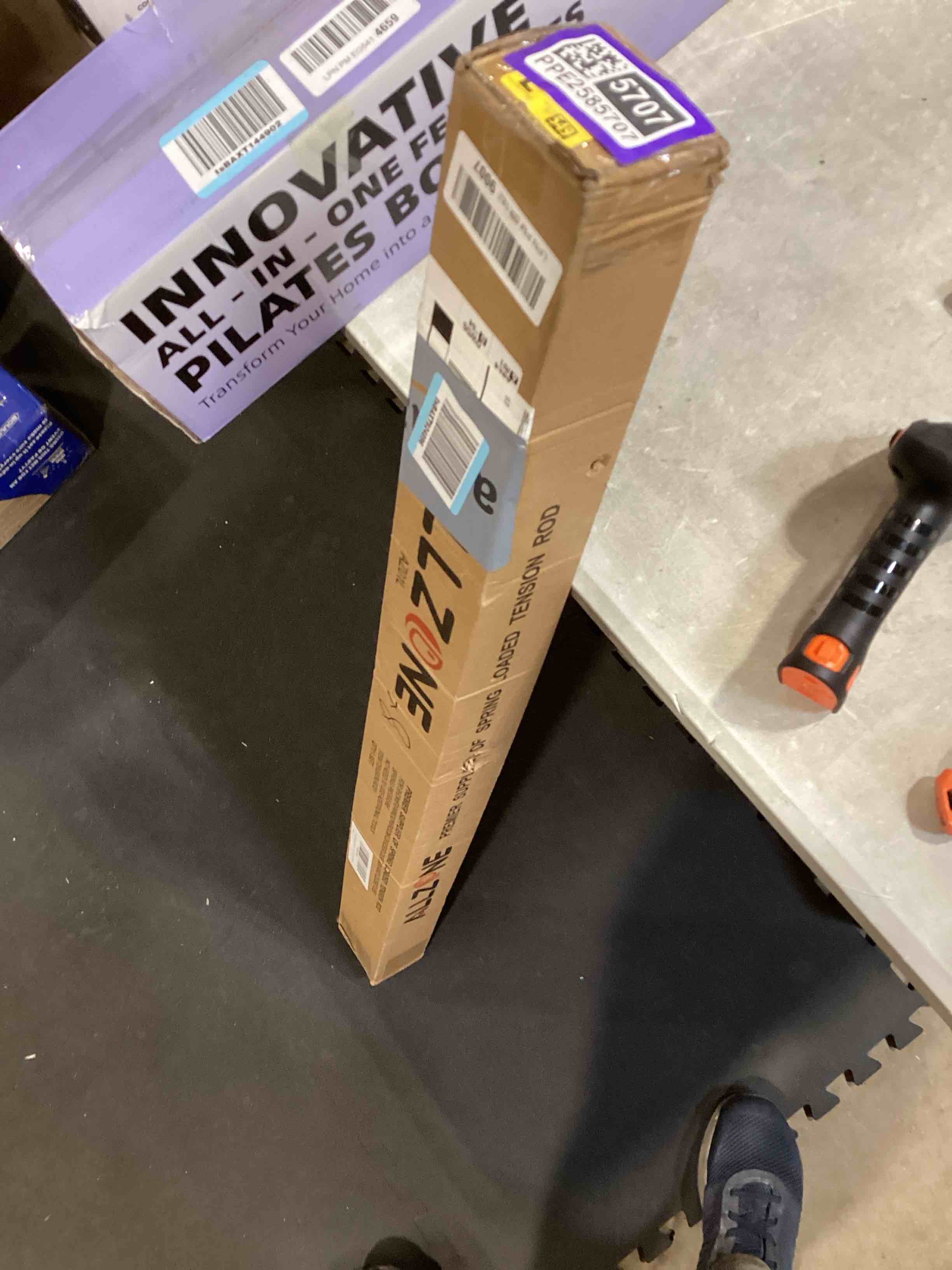 https://s3.amazonaws.com/lotting-images-prod/bidfta/PPE2585707_1753883338879.jpeg