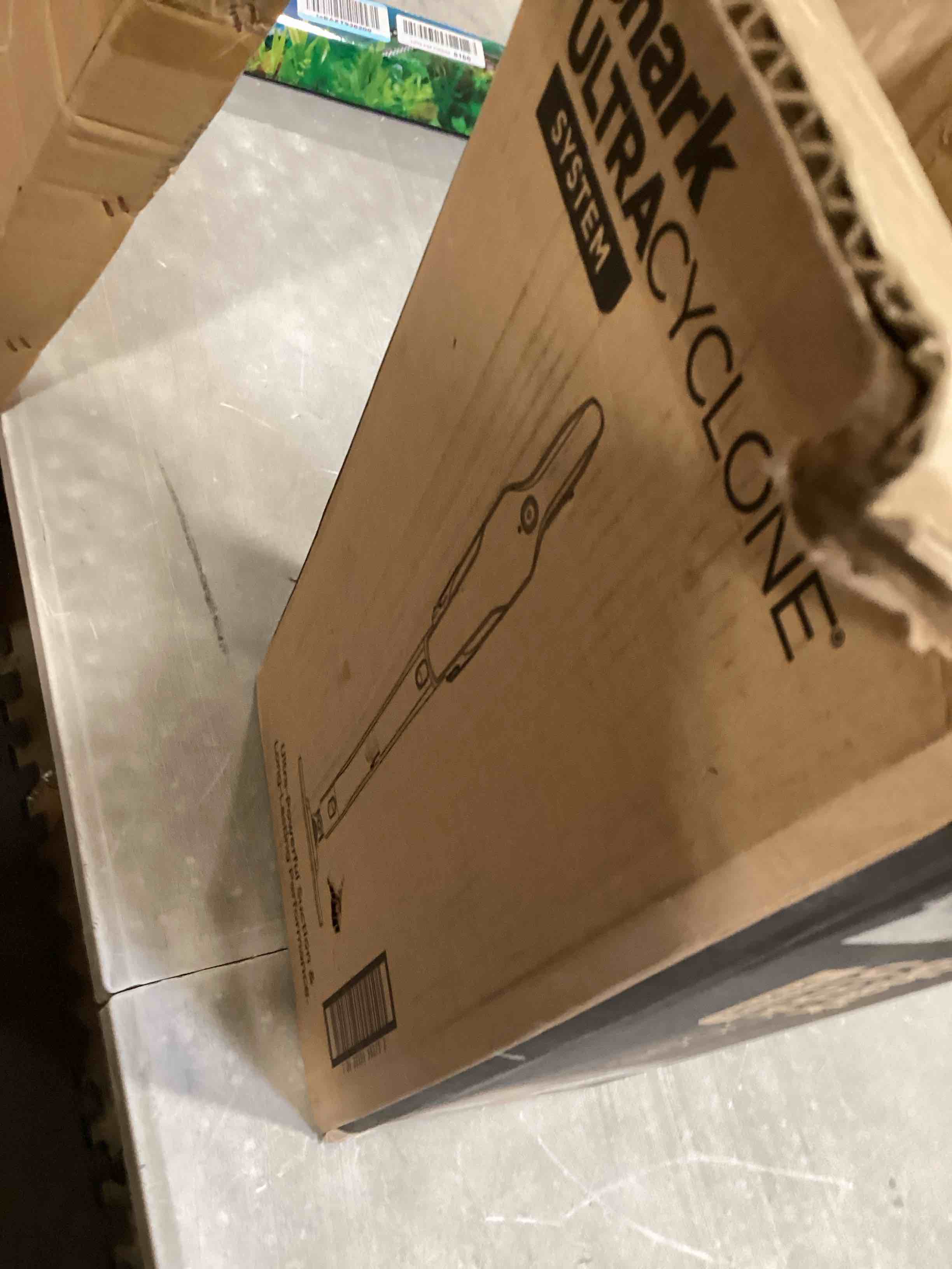 https://s3.amazonaws.com/lotting-images-prod/bidfta/PPE2585737_1753885574004.jpeg