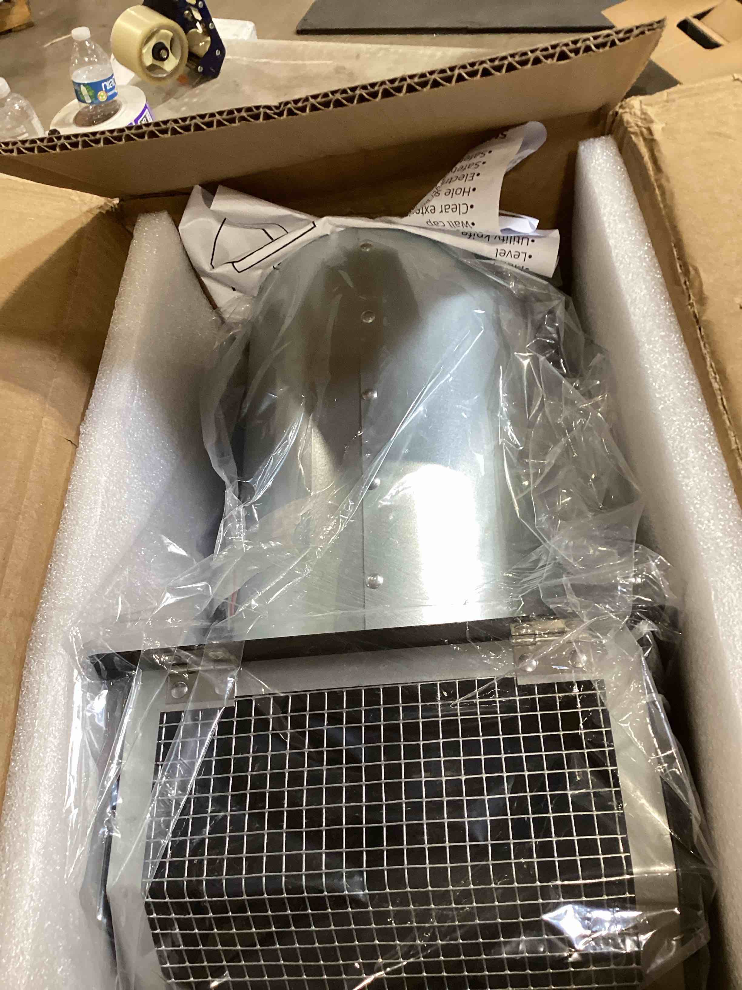 https://s3.amazonaws.com/lotting-images-prod/bidfta/PPE2585782_1753895757554.jpeg