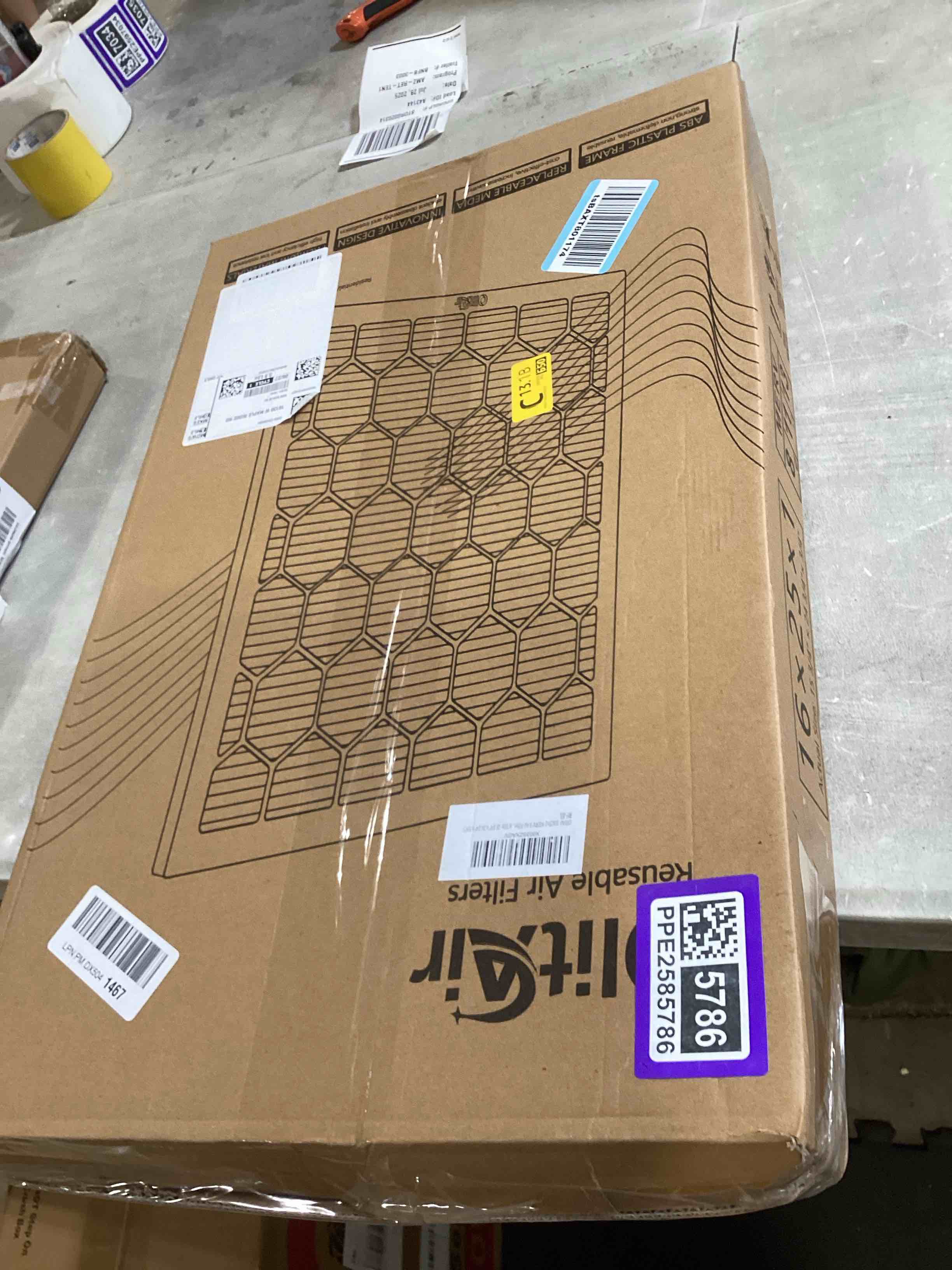 https://s3.amazonaws.com/lotting-images-prod/bidfta/PPE2585786_1753895976701.jpeg