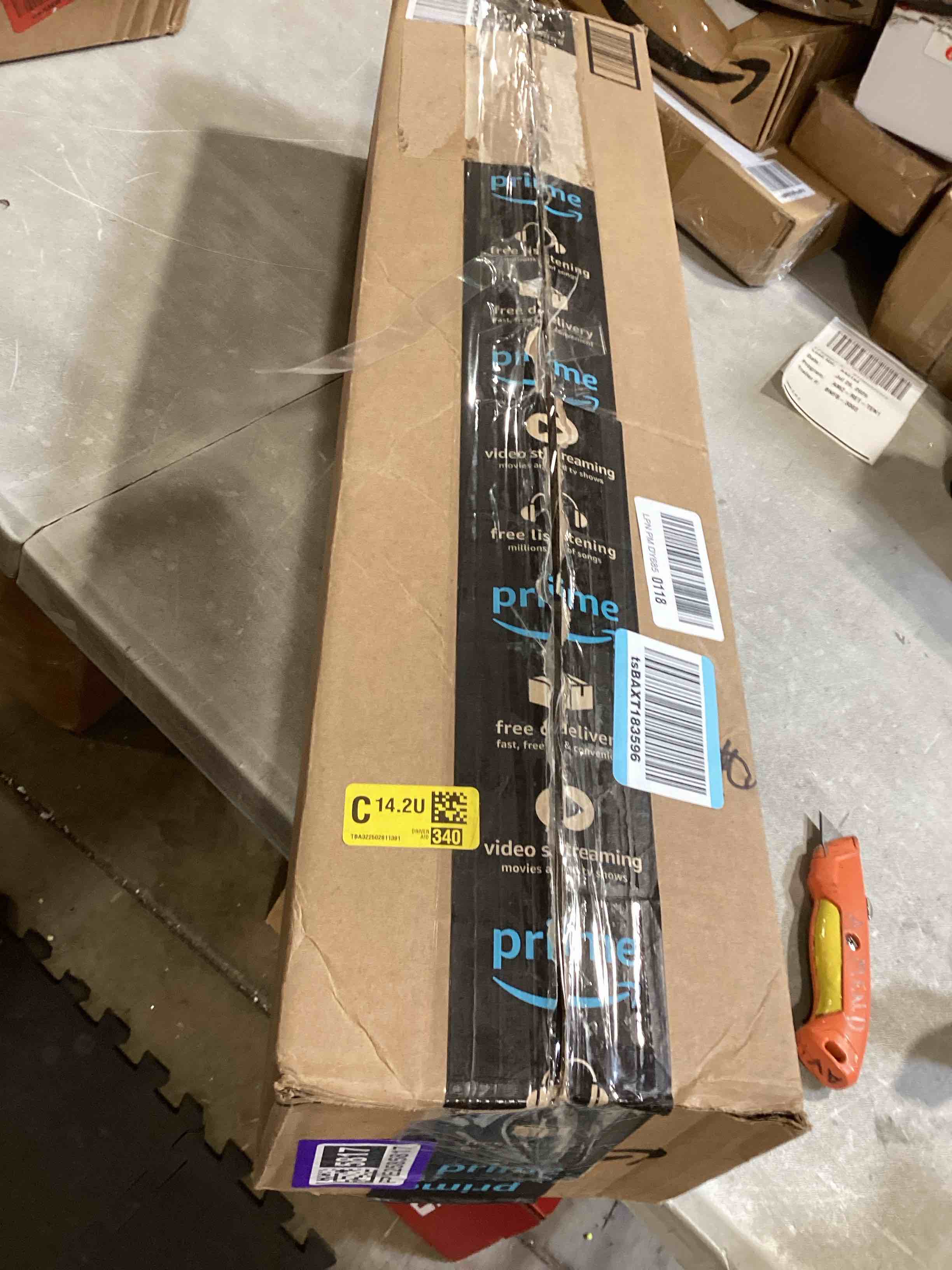 https://s3.amazonaws.com/lotting-images-prod/bidfta/PPE2585817_1753900135195.jpeg