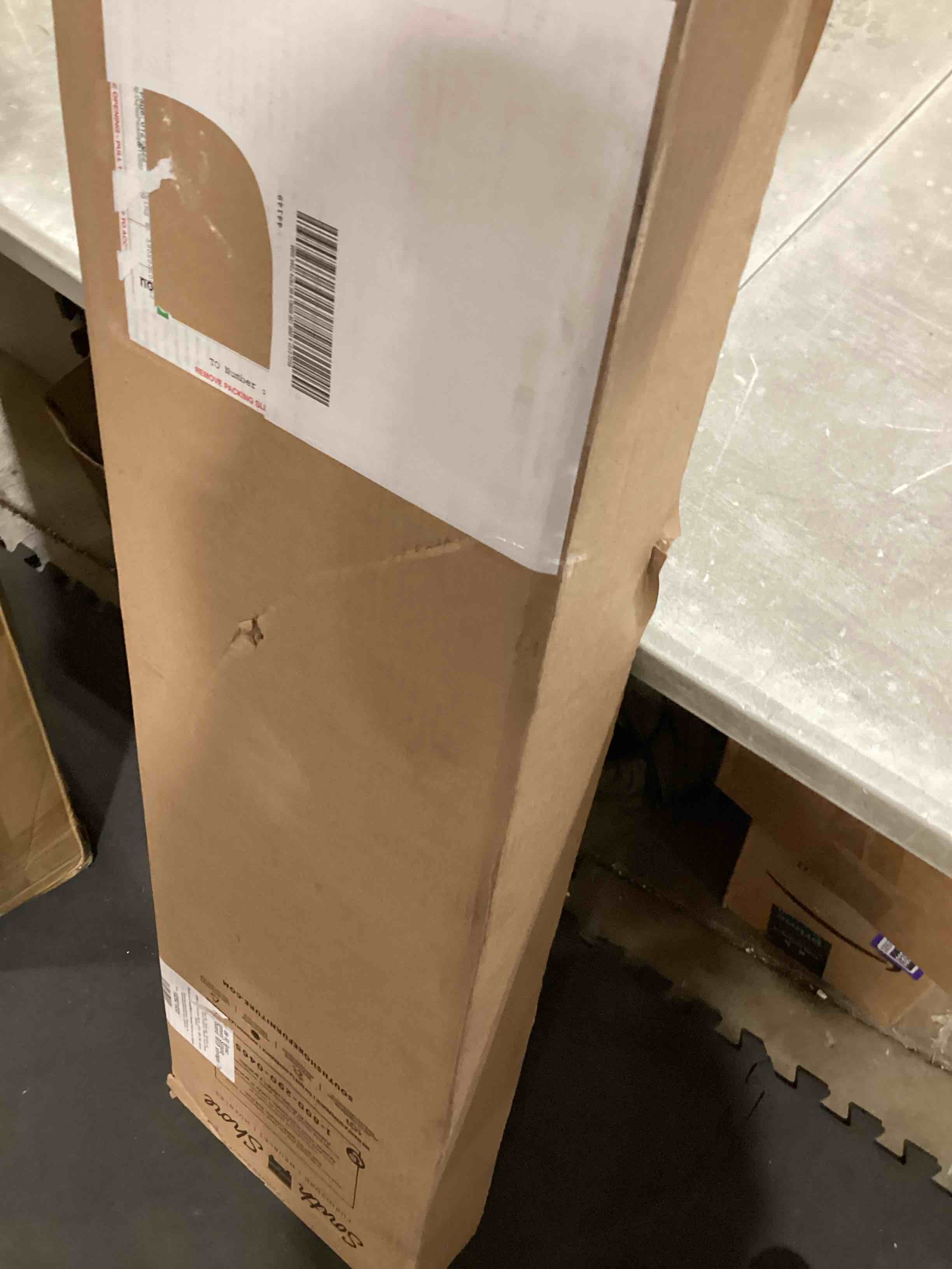 https://s3.amazonaws.com/lotting-images-prod/bidfta/PPE2585905_1753966401588.jpeg