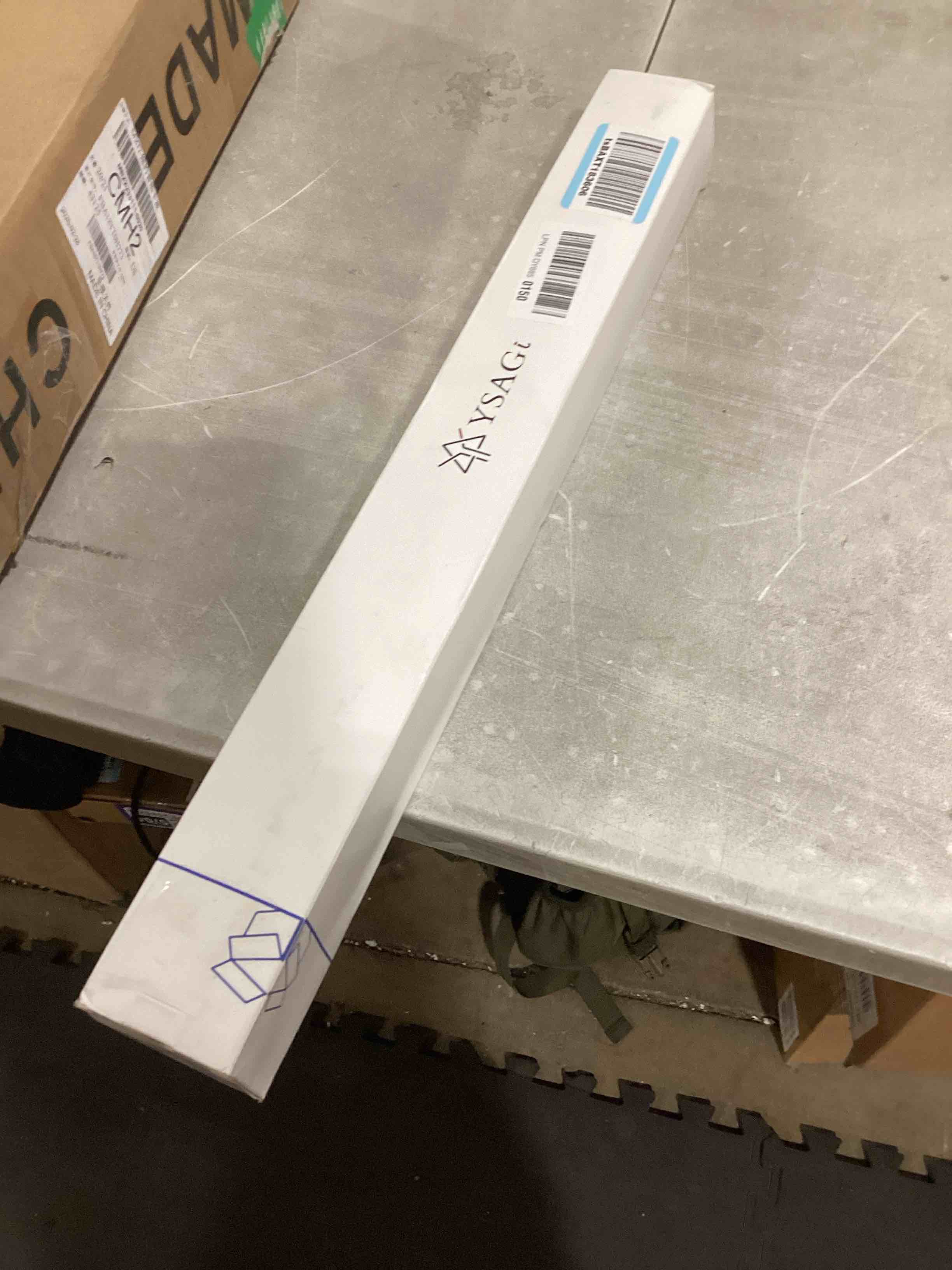 https://s3.amazonaws.com/lotting-images-prod/bidfta/PPE2585962_1753972712148.jpeg