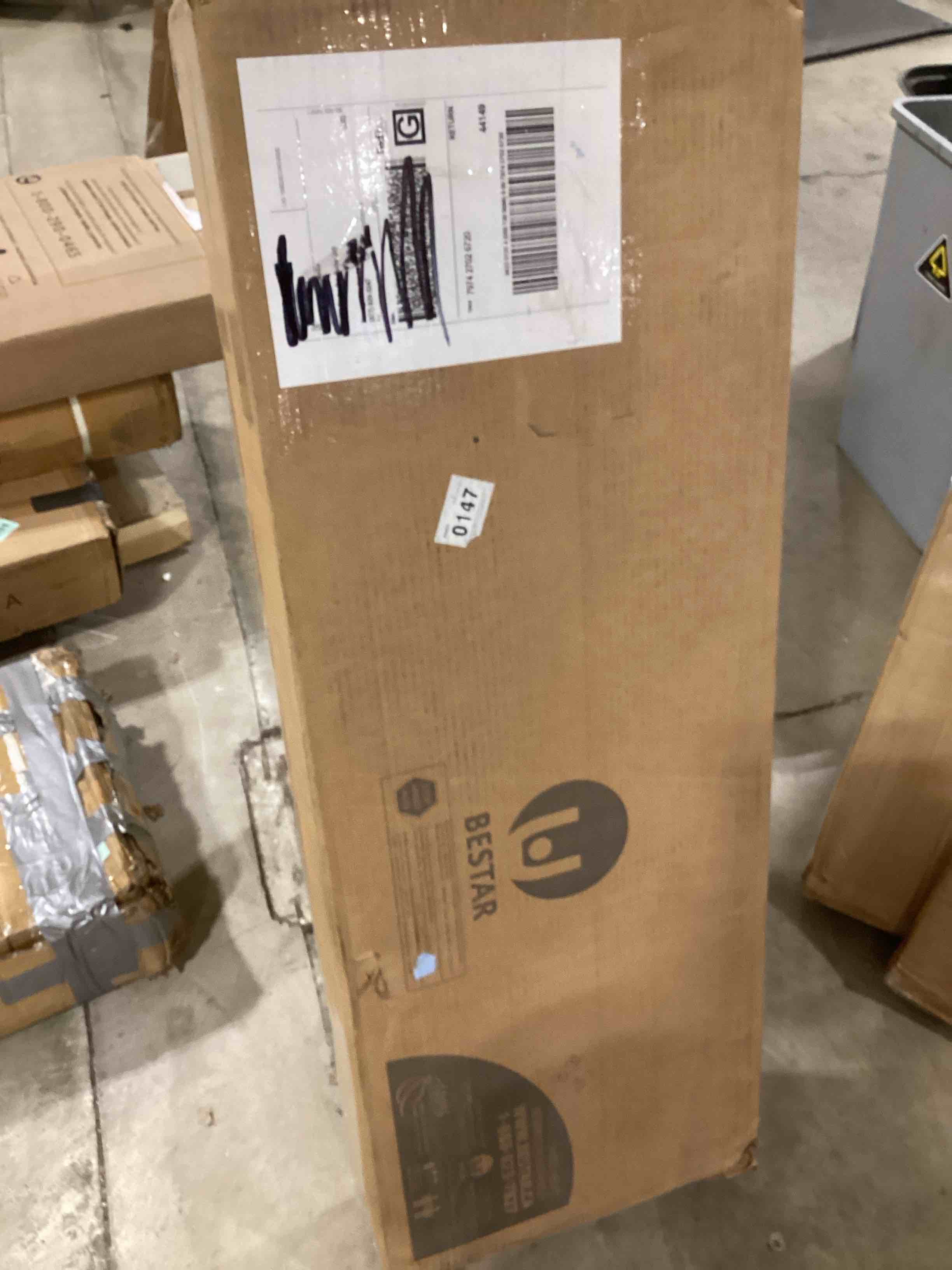 https://s3.amazonaws.com/lotting-images-prod/bidfta/PPE2586186_1754051155542.jpeg