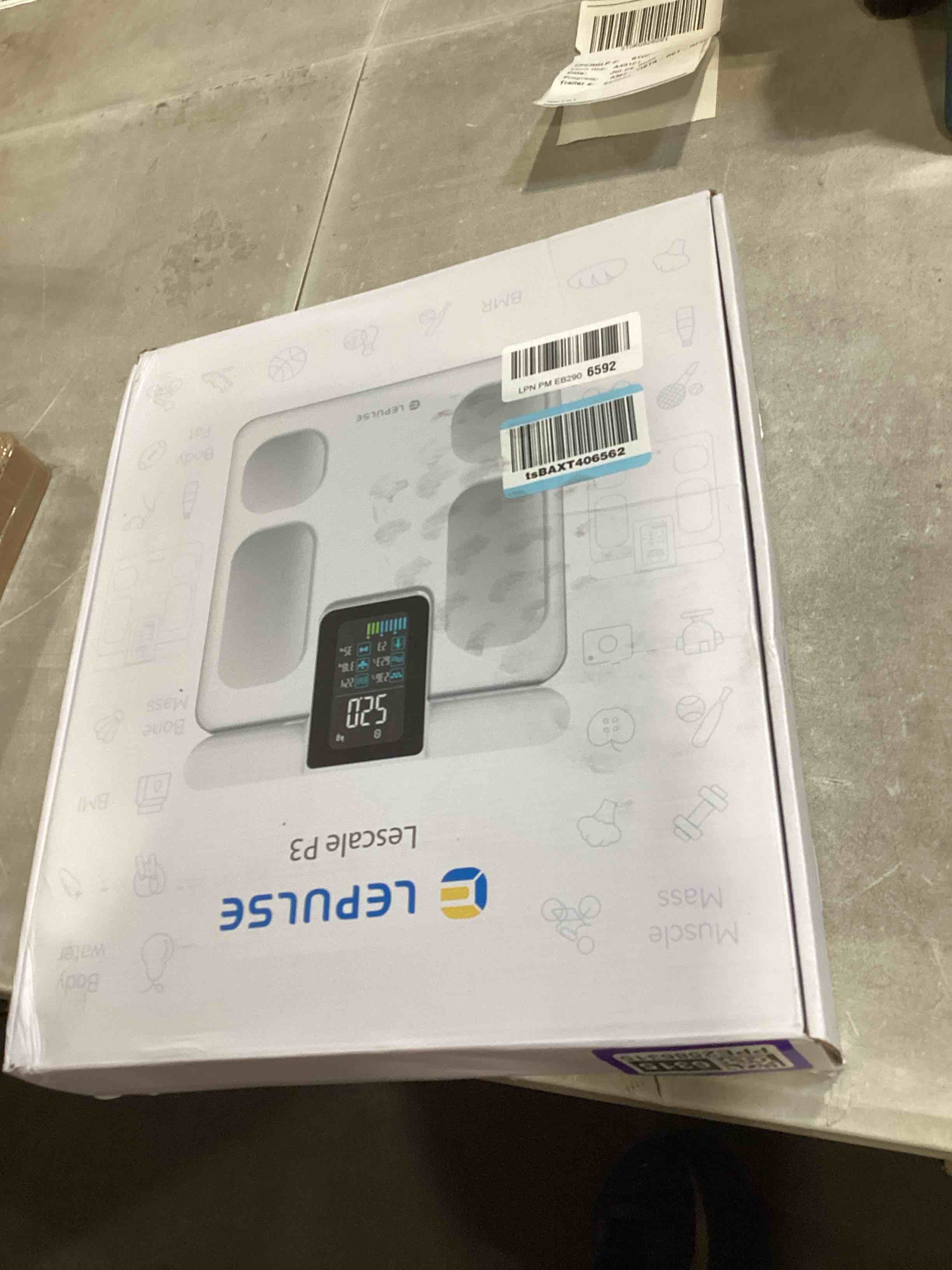 https://s3.amazonaws.com/lotting-images-prod/bidfta/PPE2586315_1754067527657.jpeg