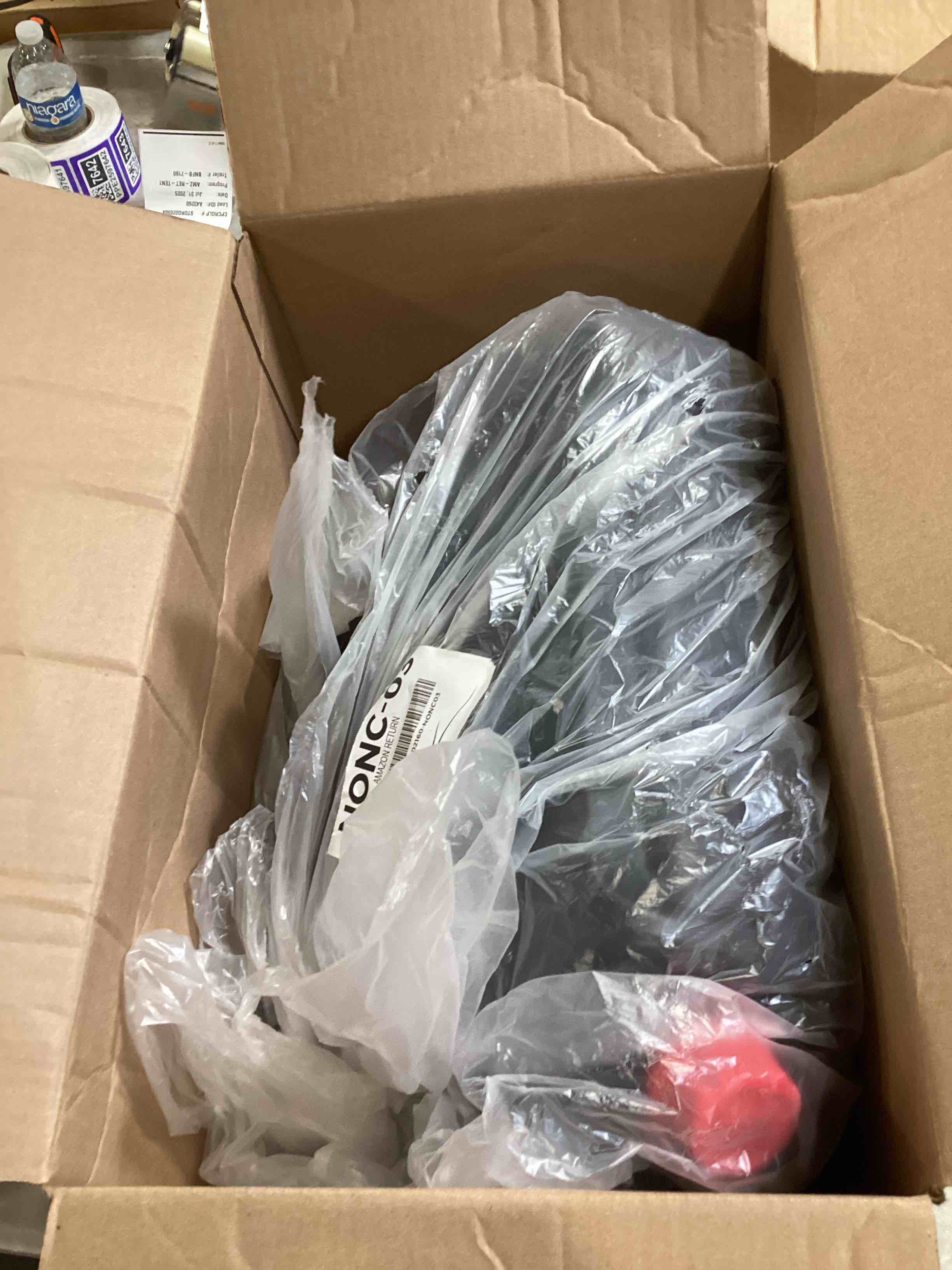 https://s3.amazonaws.com/lotting-images-prod/bidfta/PPE2586324_1754067771016.jpeg