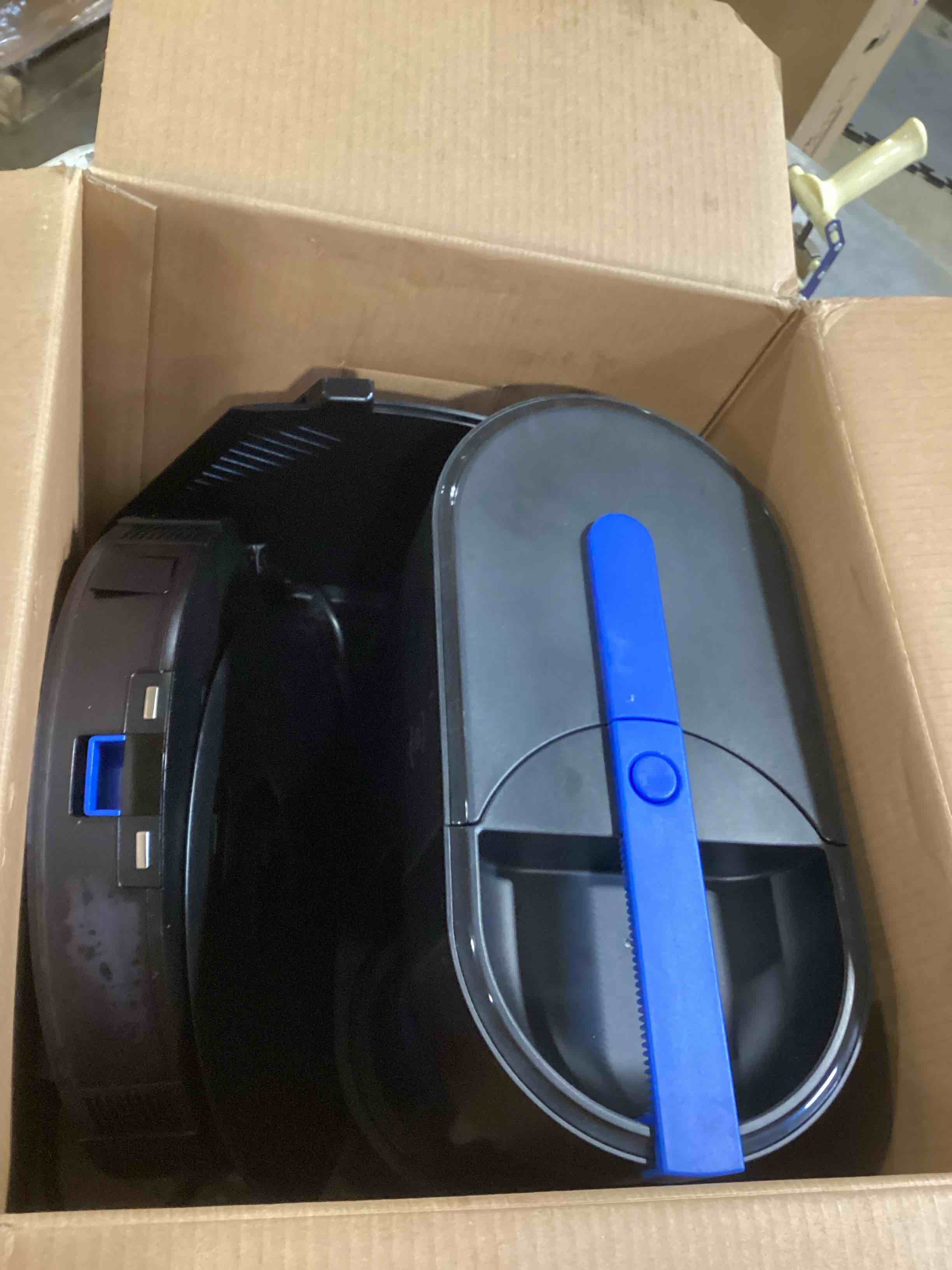 https://s3.amazonaws.com/lotting-images-prod/bidfta/PPE2586454_1754317360307.jpeg