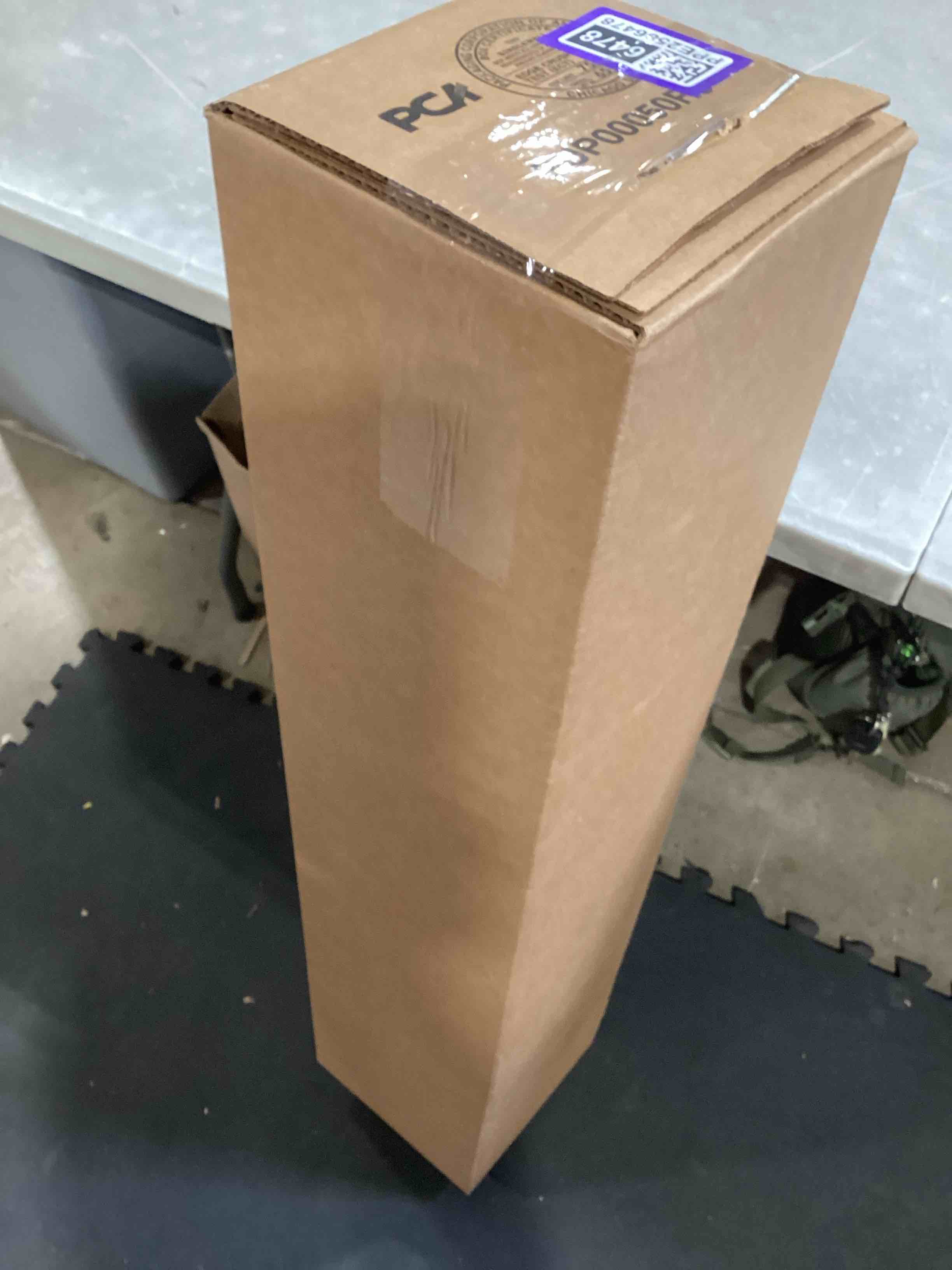 https://s3.amazonaws.com/lotting-images-prod/bidfta/PPE2586478_1754320047408.jpeg