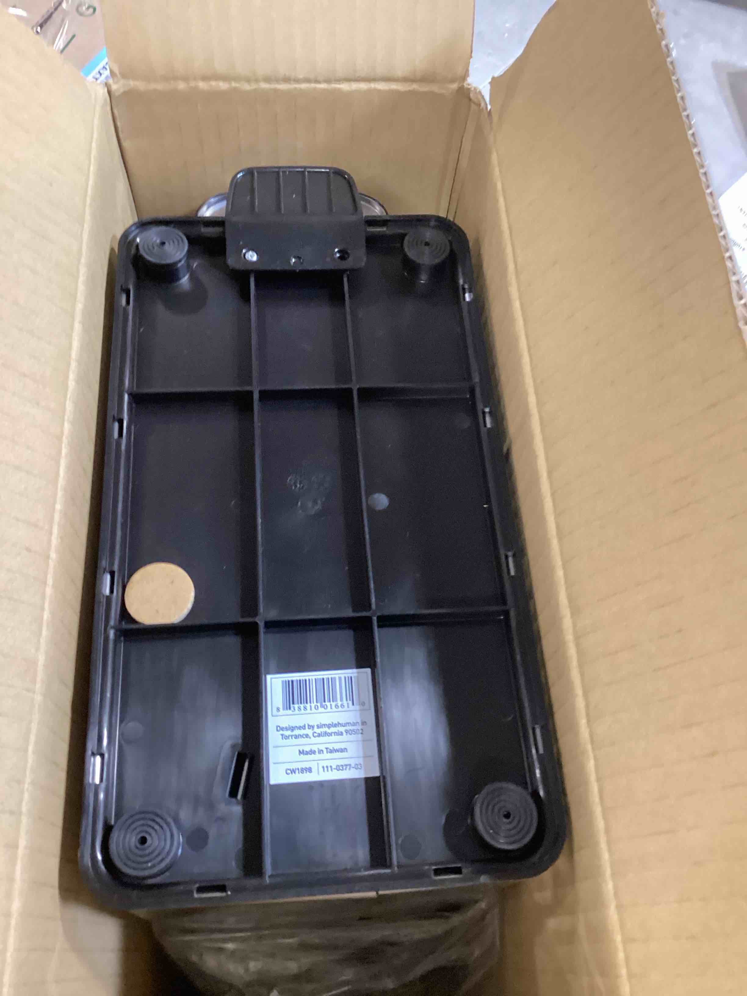 https://s3.amazonaws.com/lotting-images-prod/bidfta/PPE2586705_1754406706280.jpeg