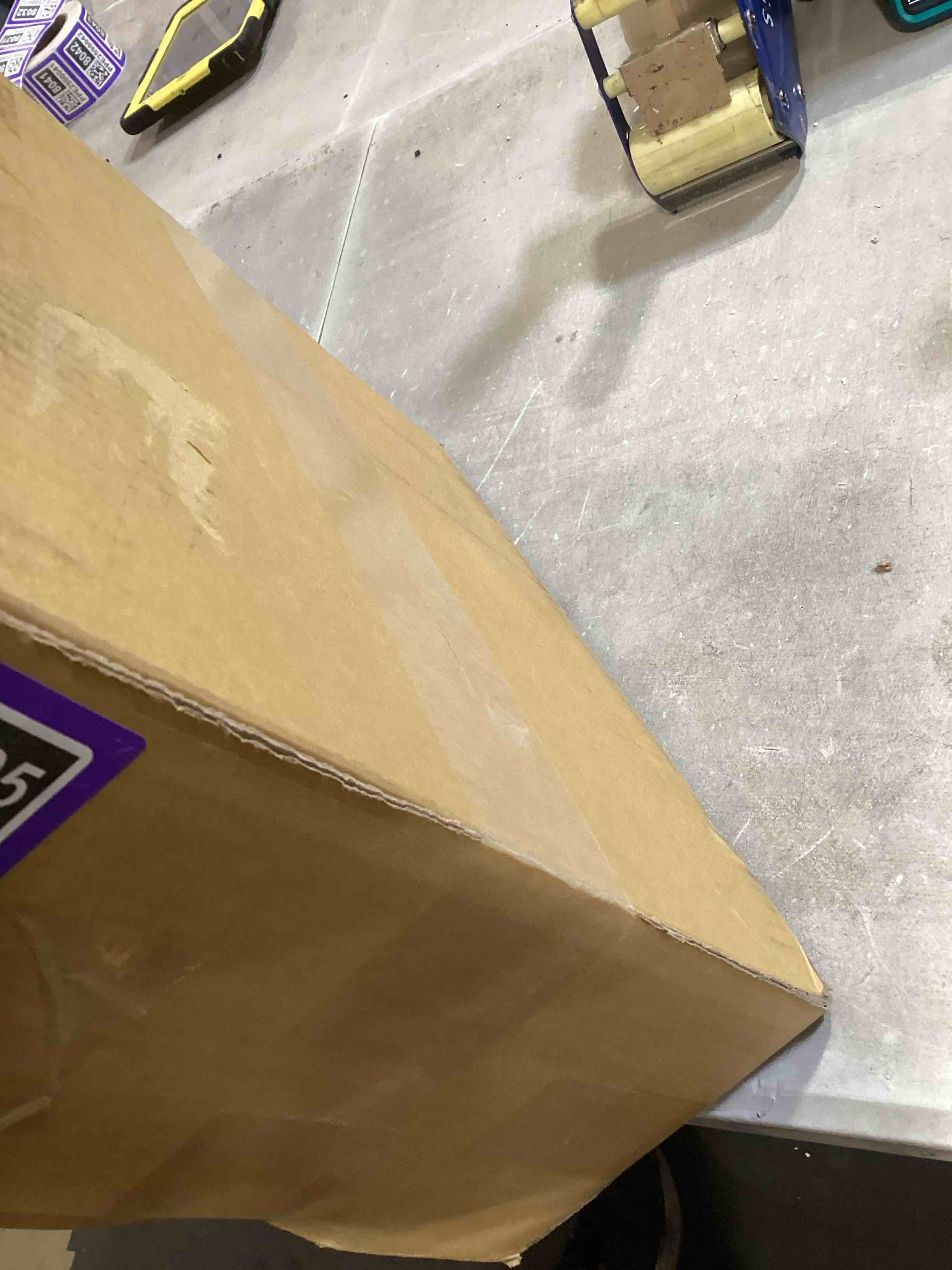 https://s3.amazonaws.com/lotting-images-prod/bidfta/PPE2586705_1754406708133.jpeg