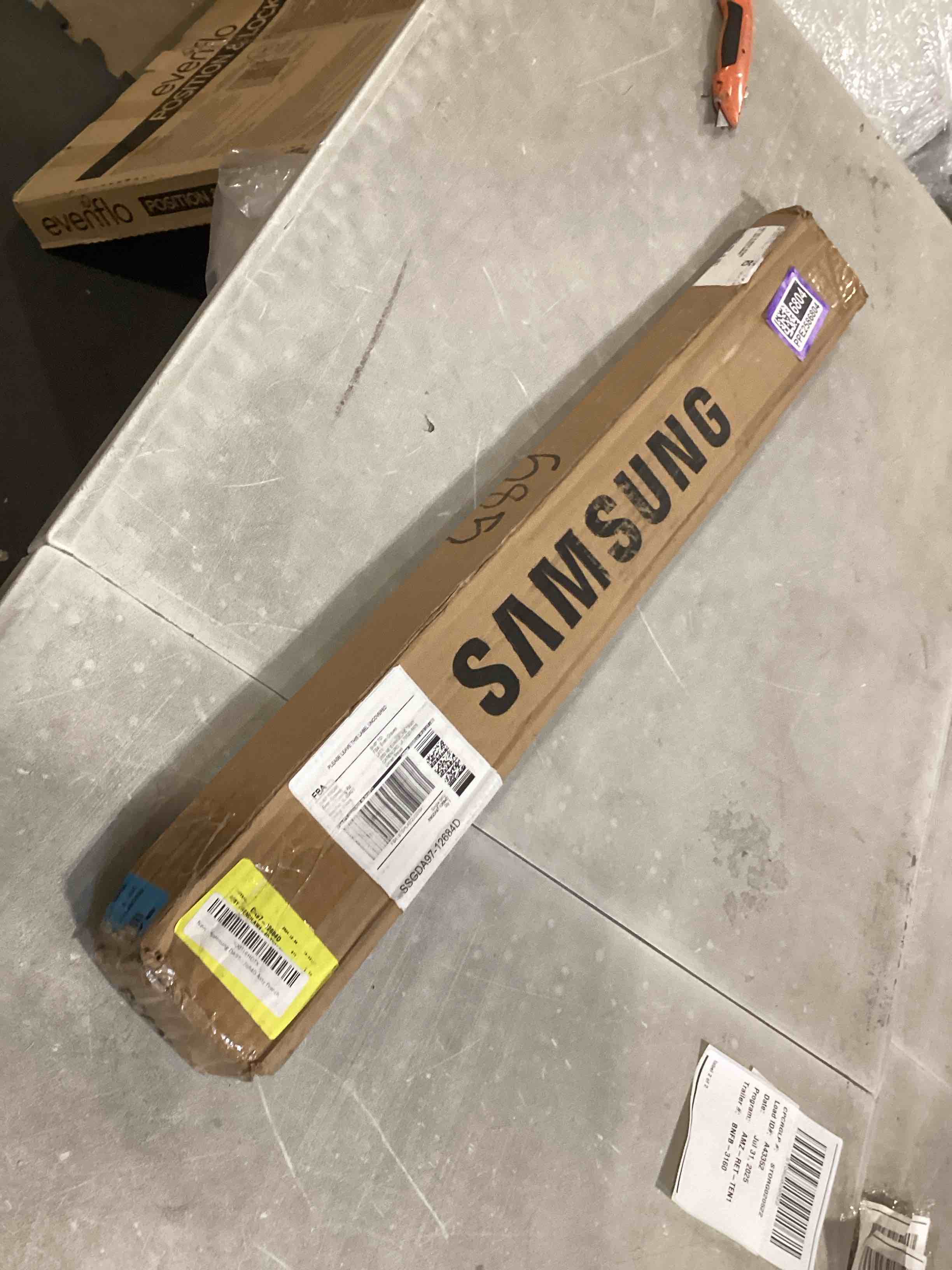 https://s3.amazonaws.com/lotting-images-prod/bidfta/PPE2586804_1754415665636.jpeg