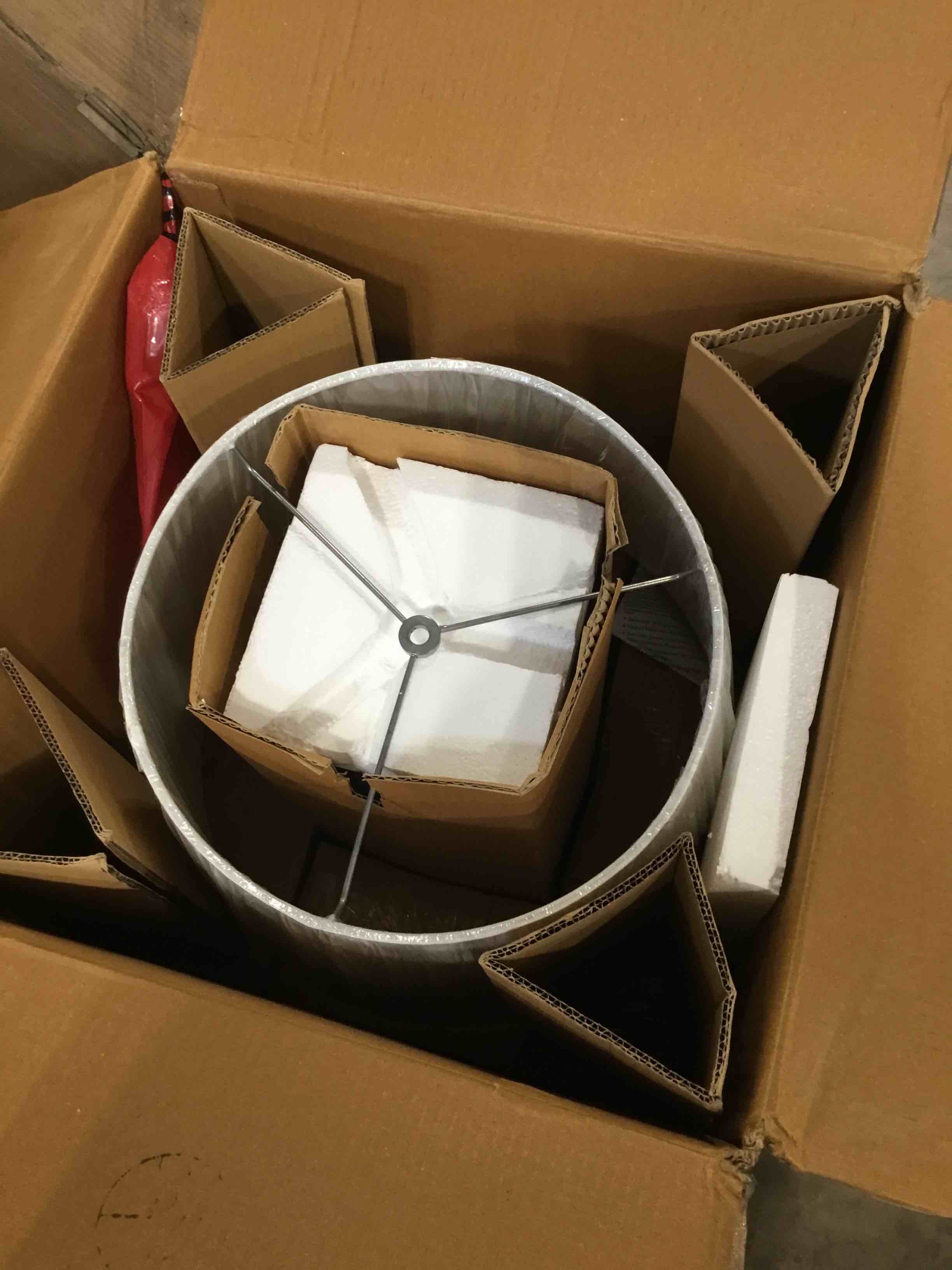 https://s3.amazonaws.com/lotting-images-prod/bidfta/PPE2587002_1753711733032.jpeg