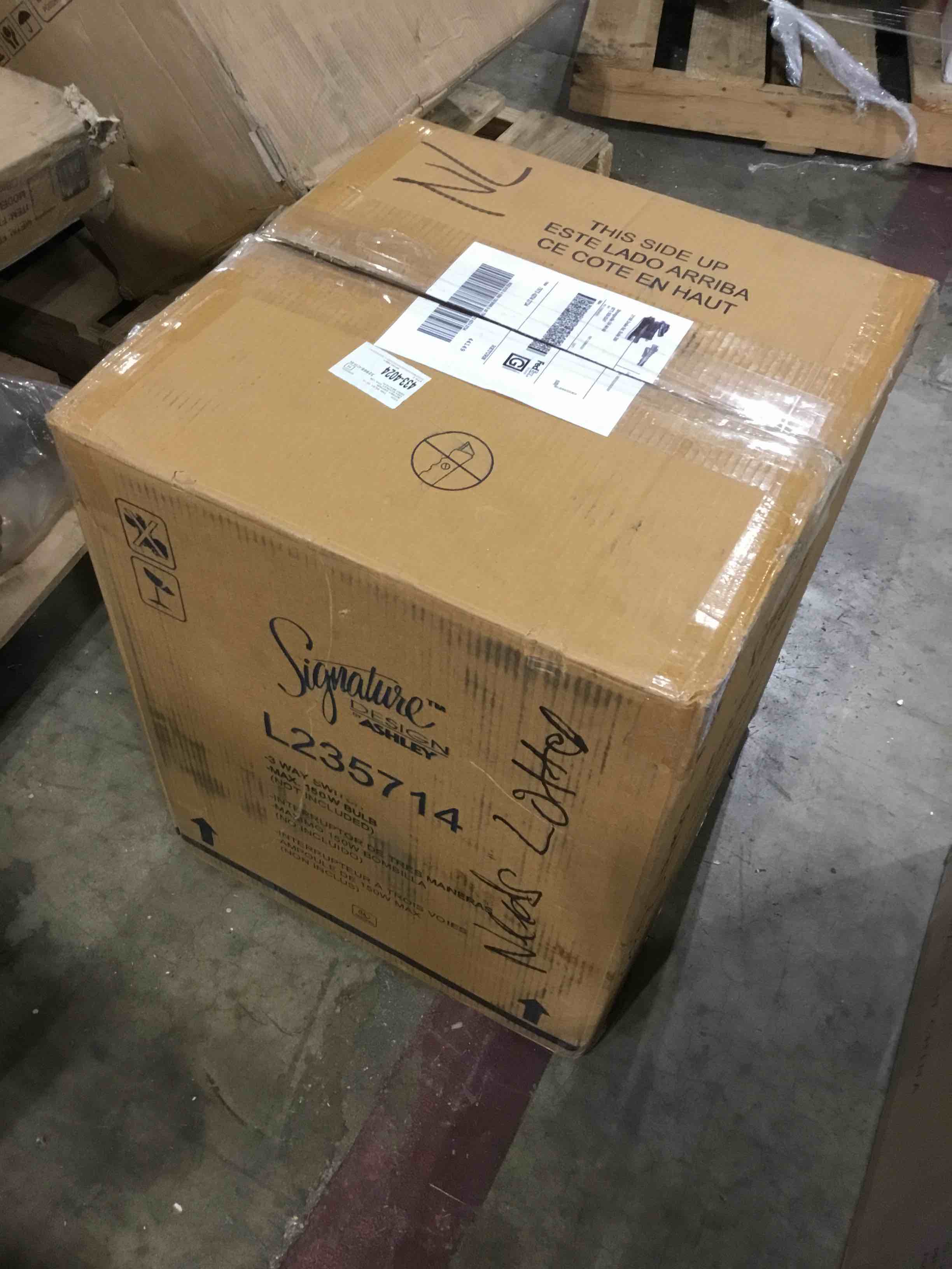 https://s3.amazonaws.com/lotting-images-prod/bidfta/PPE2587002_1753711760683.jpeg