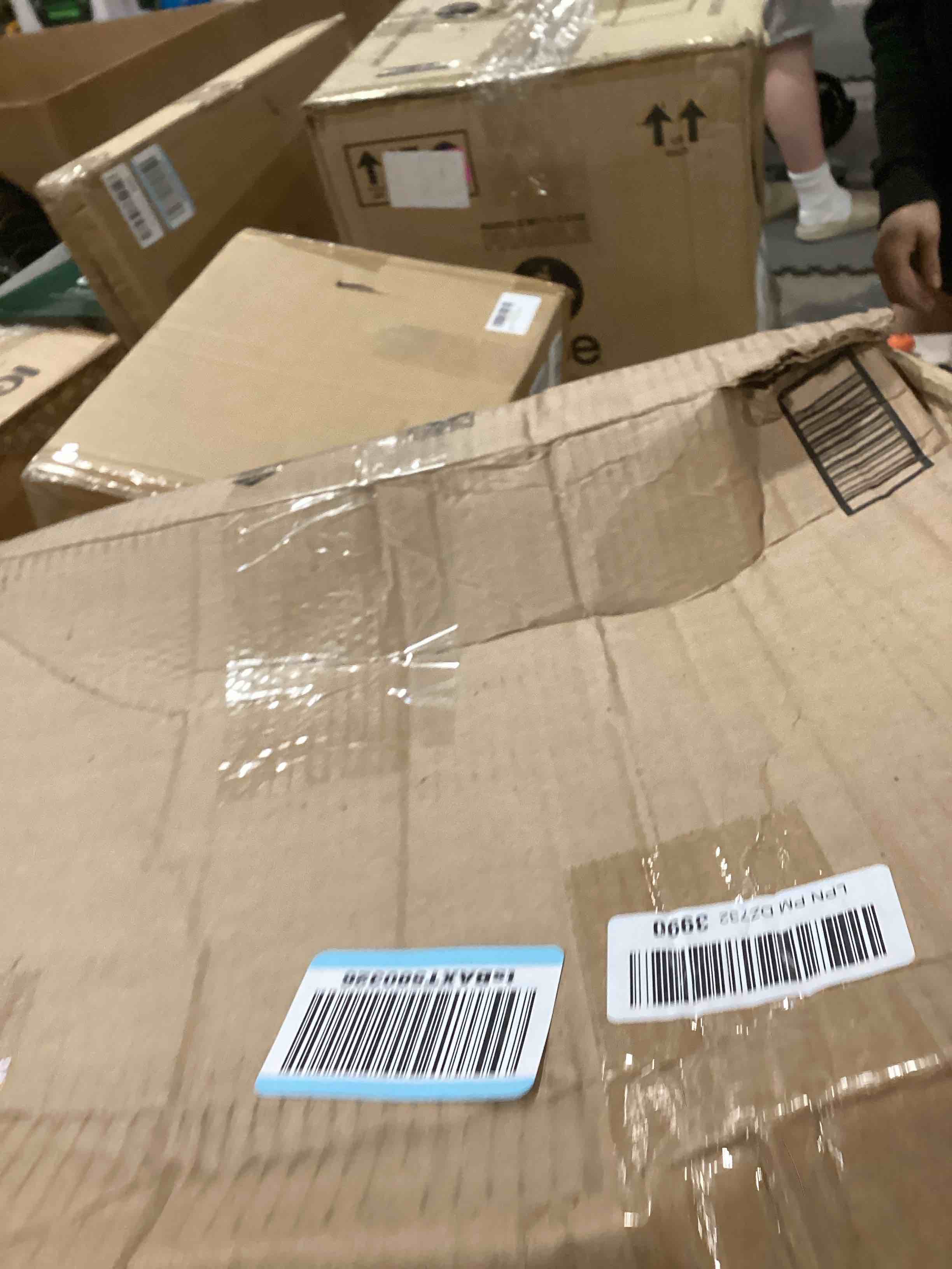 https://s3.amazonaws.com/lotting-images-prod/bidfta/PPE2587122_1754395291357.jpeg