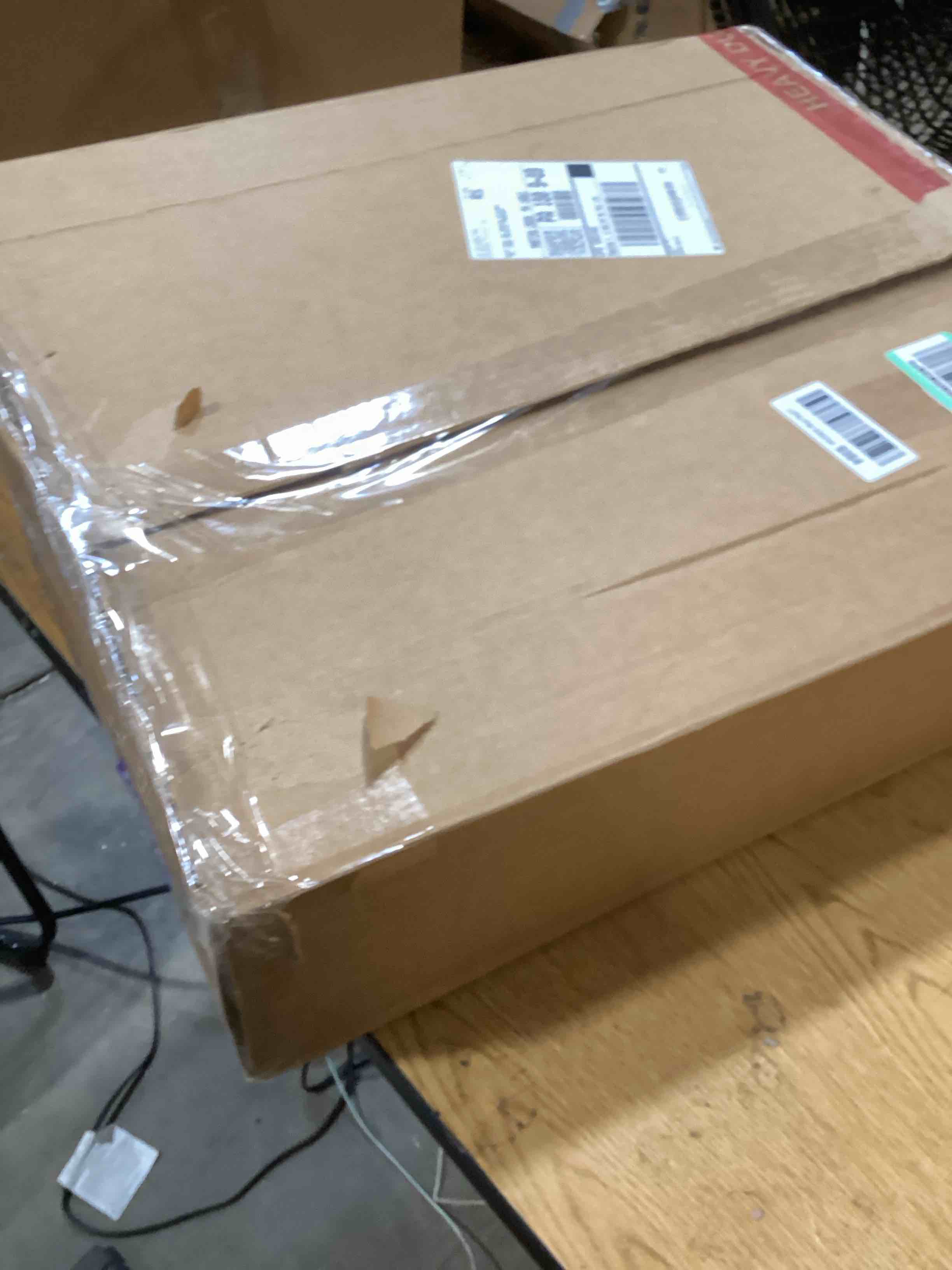 https://s3.amazonaws.com/lotting-images-prod/bidfta/PPE2587937_1754660125283.jpeg