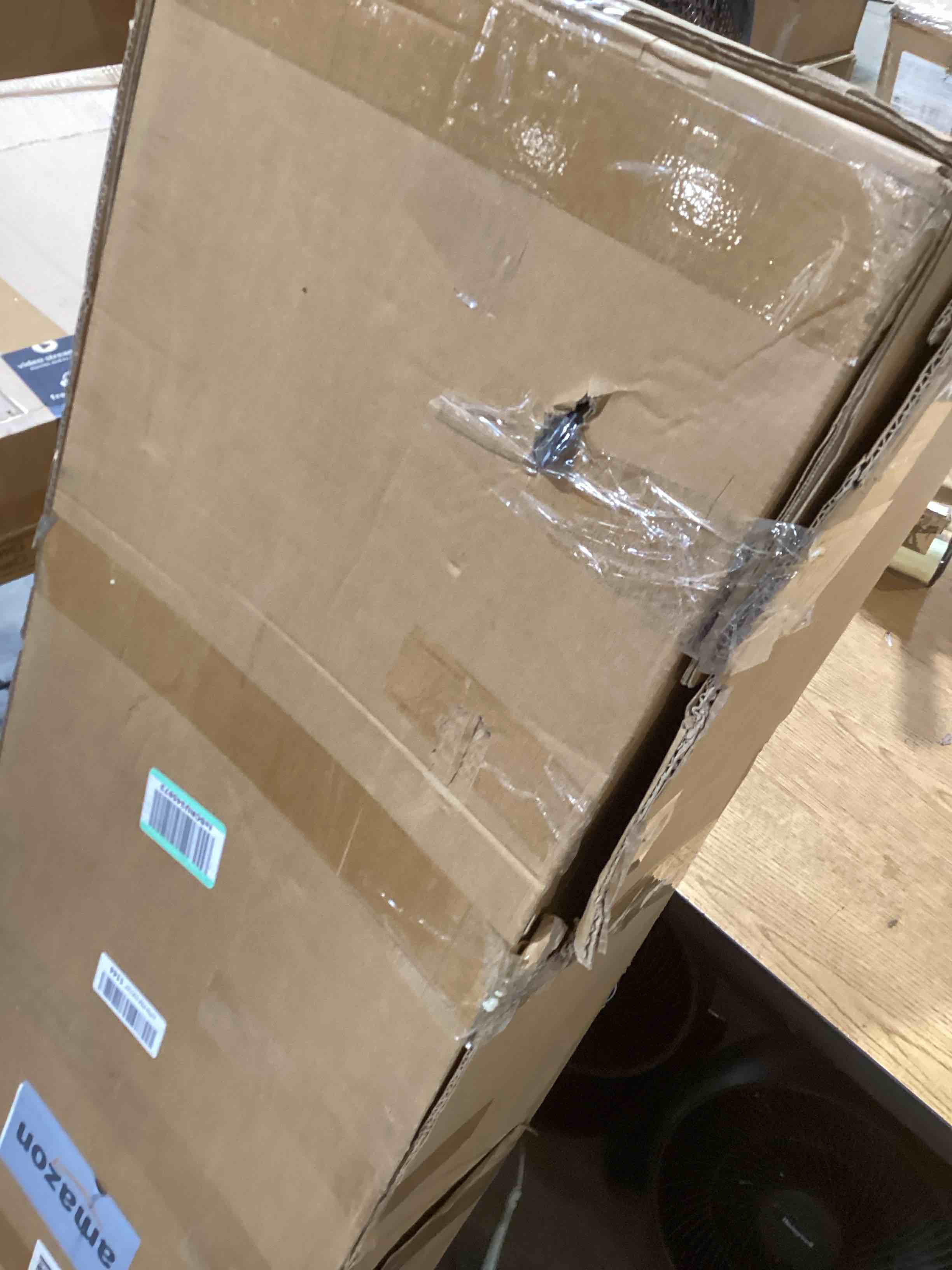 https://s3.amazonaws.com/lotting-images-prod/bidfta/PPE2587947_1754660658959.jpeg
