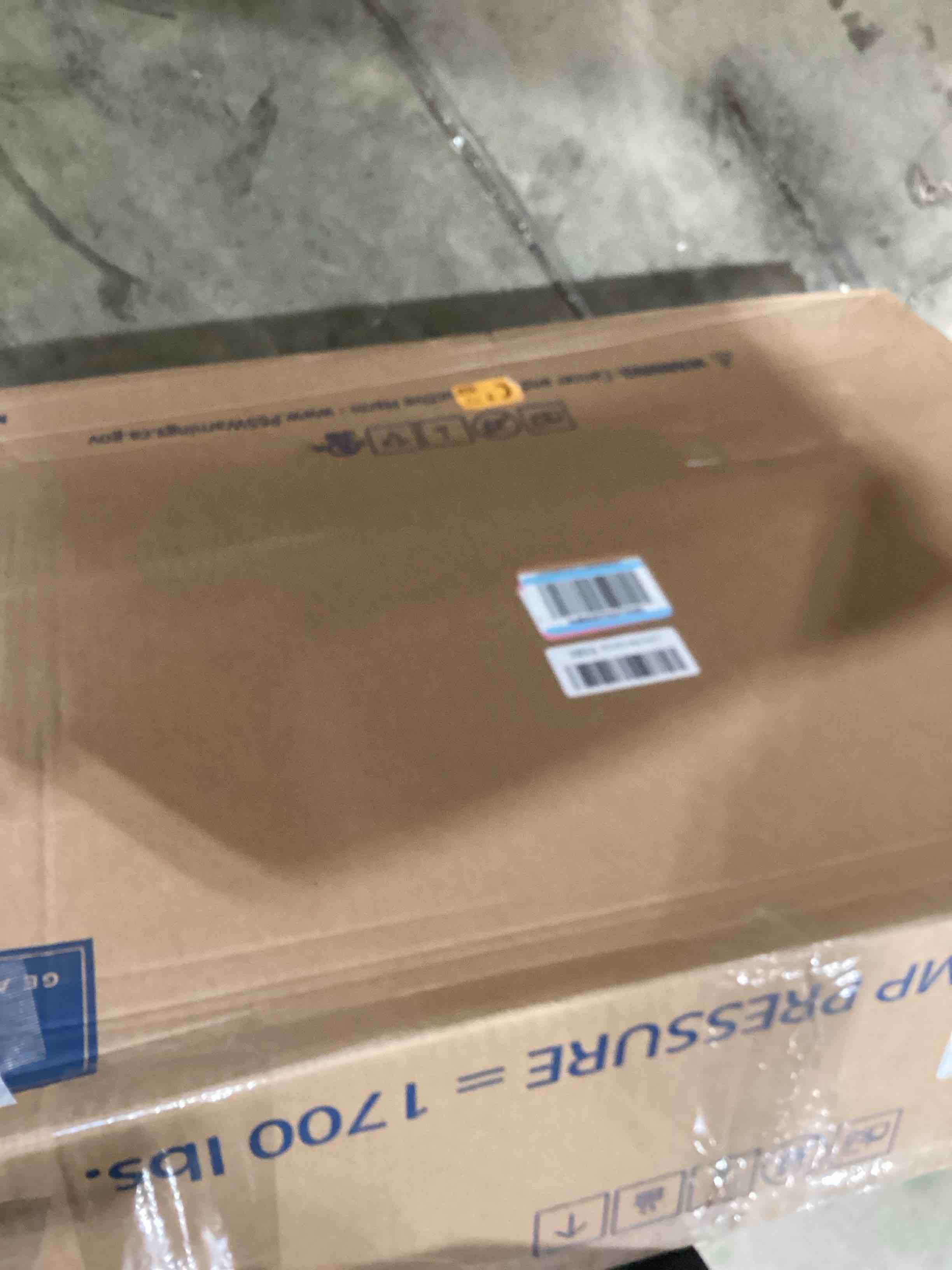 https://s3.amazonaws.com/lotting-images-prod/bidfta/PPE2587962_1754661907333.jpeg