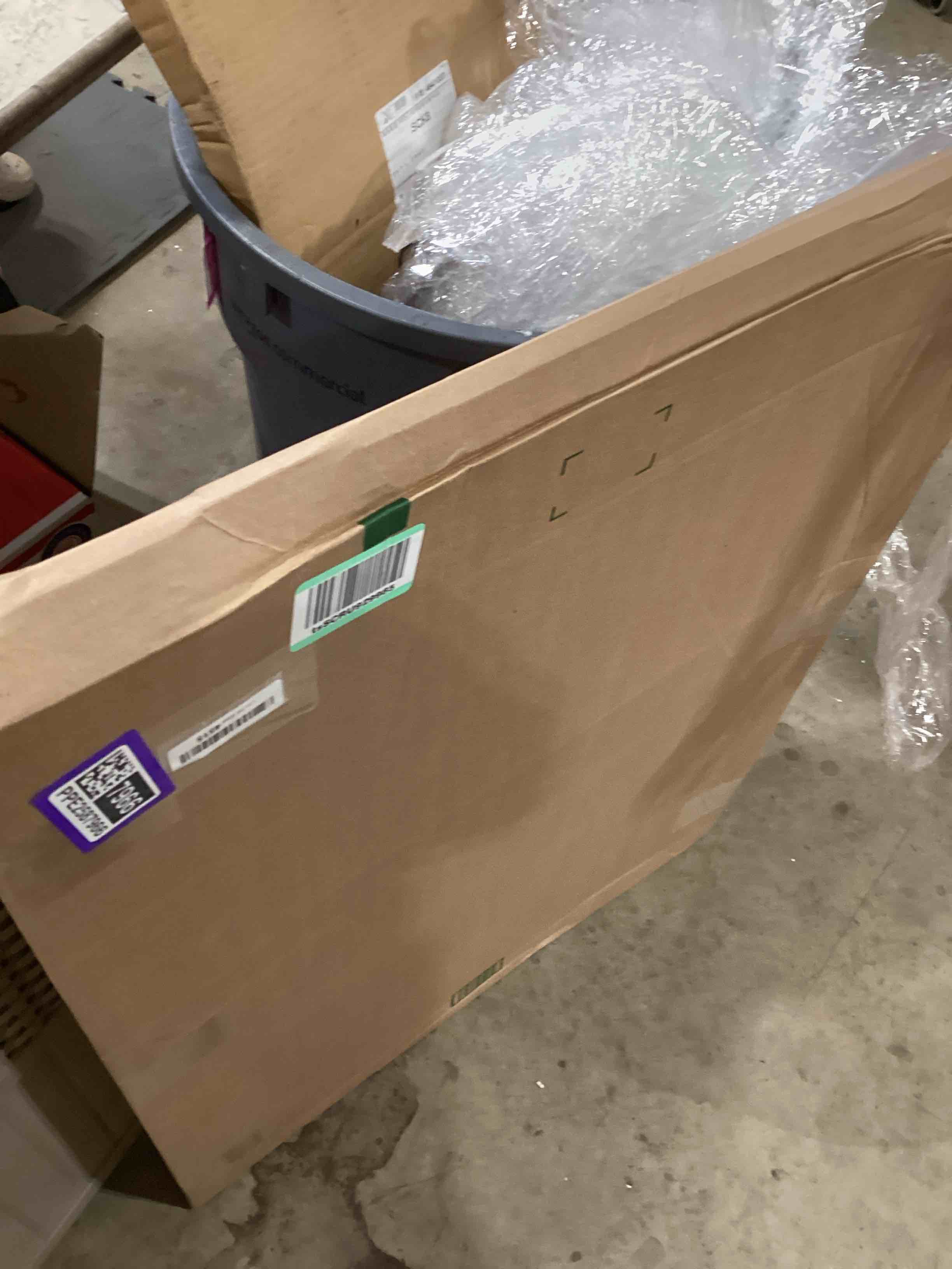https://s3.amazonaws.com/lotting-images-prod/bidfta/PPE2587966_1754661938380.jpeg