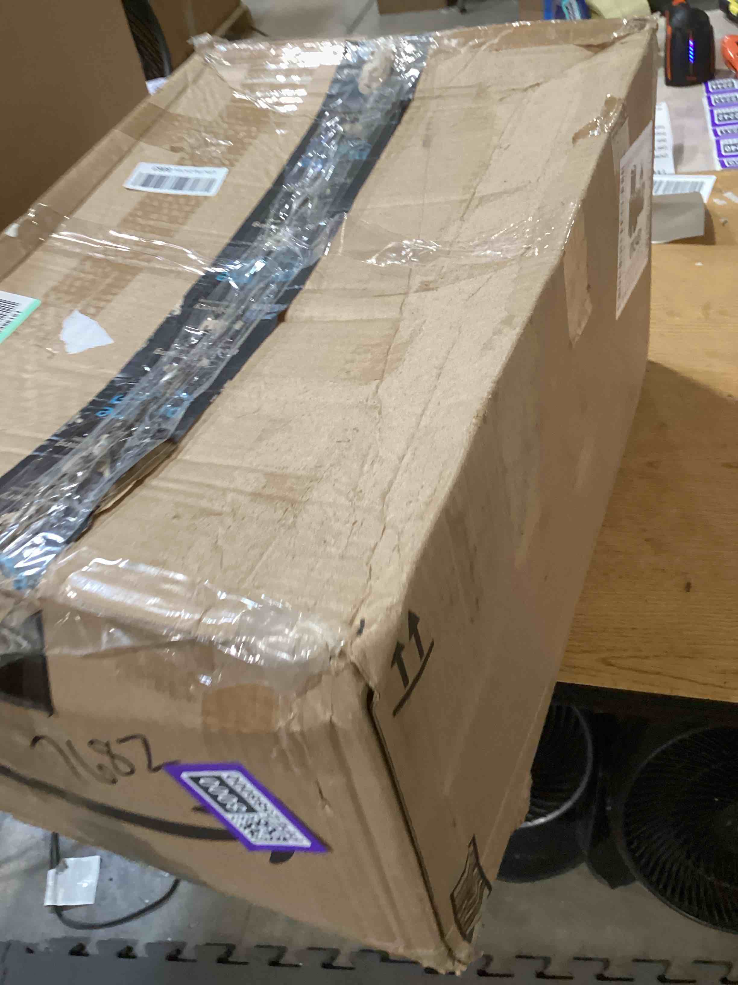 https://s3.amazonaws.com/lotting-images-prod/bidfta/PPE2588000_1754664611856.jpeg