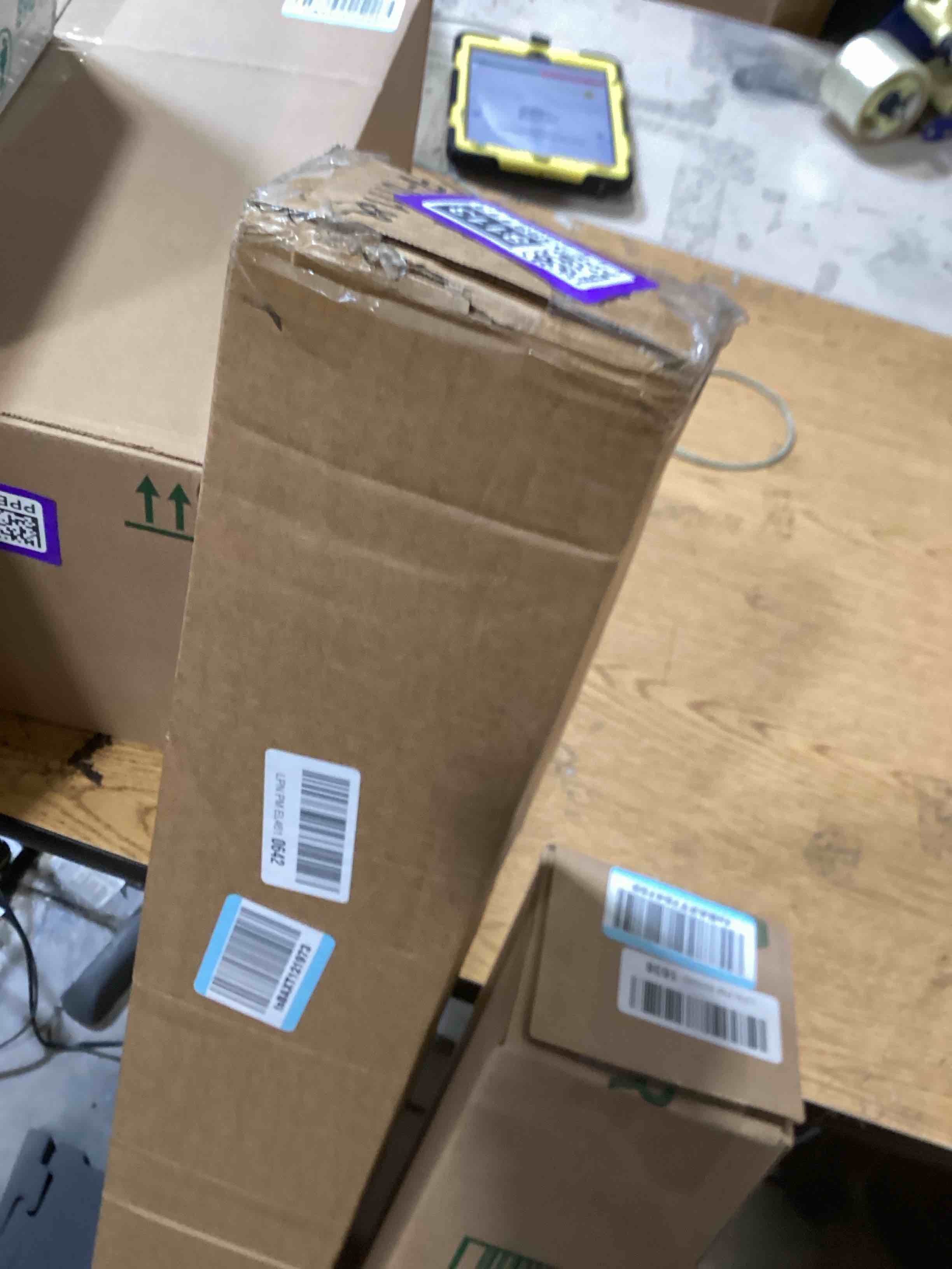 https://s3.amazonaws.com/lotting-images-prod/bidfta/PPE2588113_1754680005779.jpeg