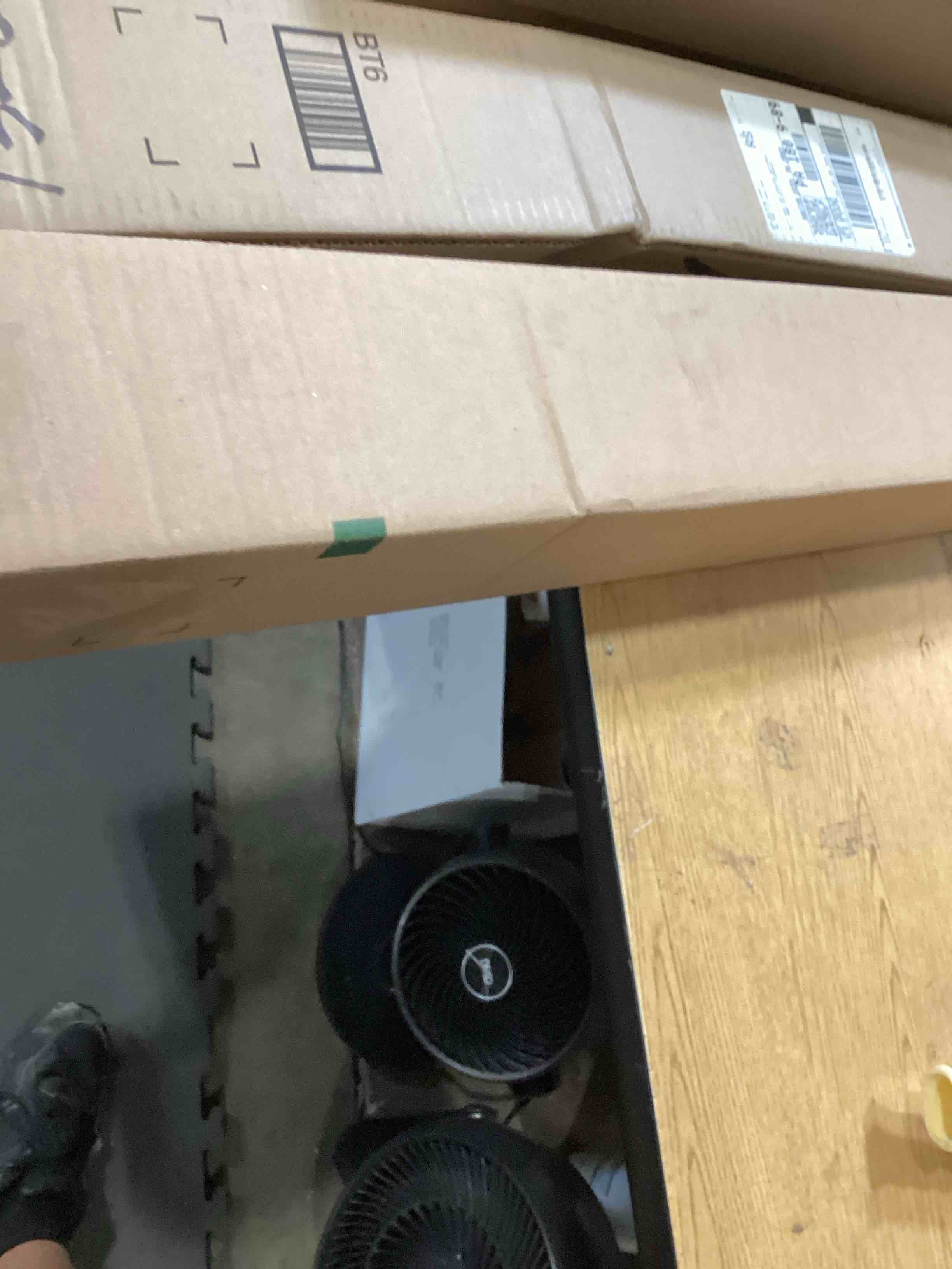 https://s3.amazonaws.com/lotting-images-prod/bidfta/PPE2588393_1754933609163.jpeg