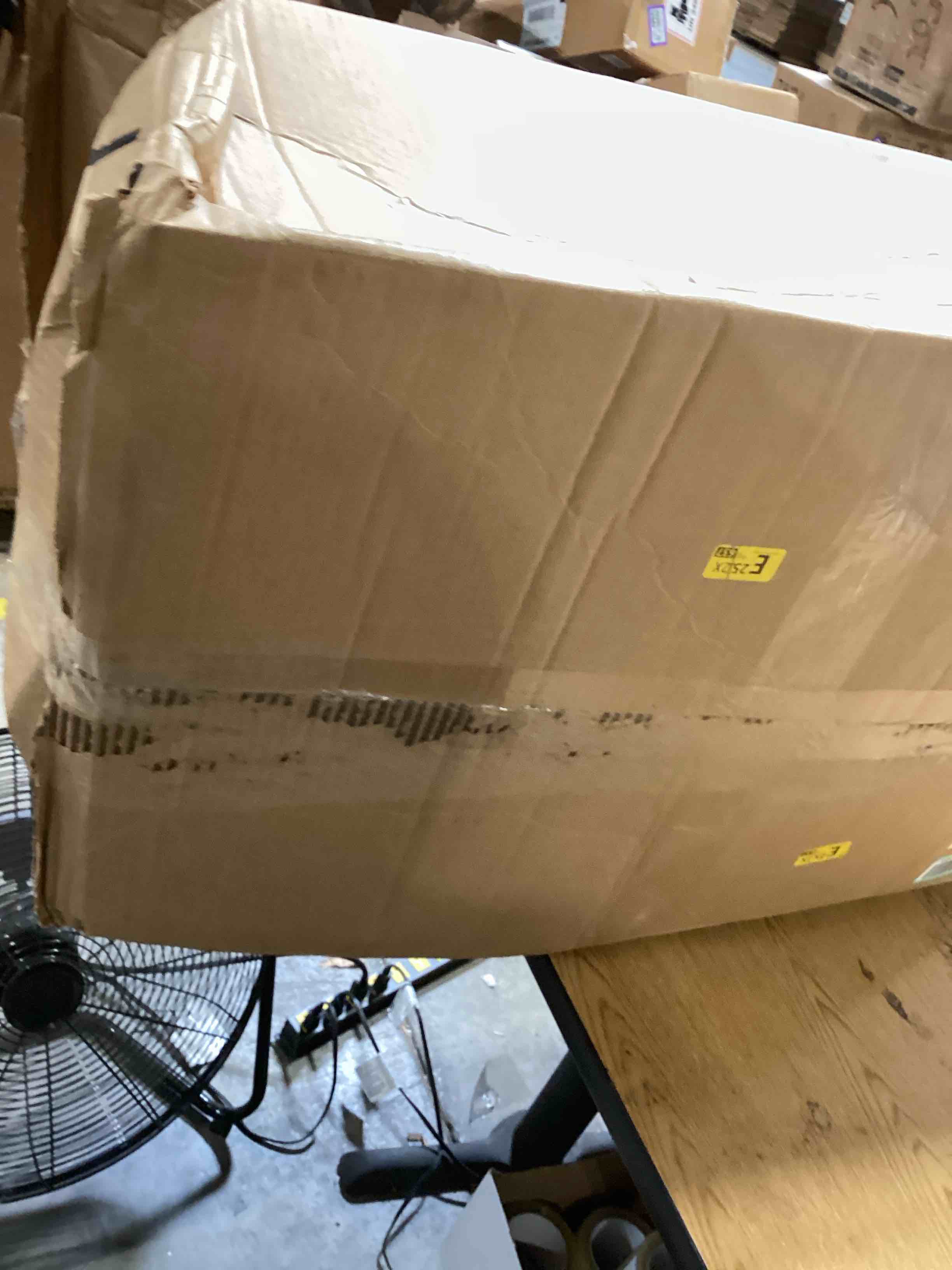 https://s3.amazonaws.com/lotting-images-prod/bidfta/PPE2588448_1754939300210.jpeg