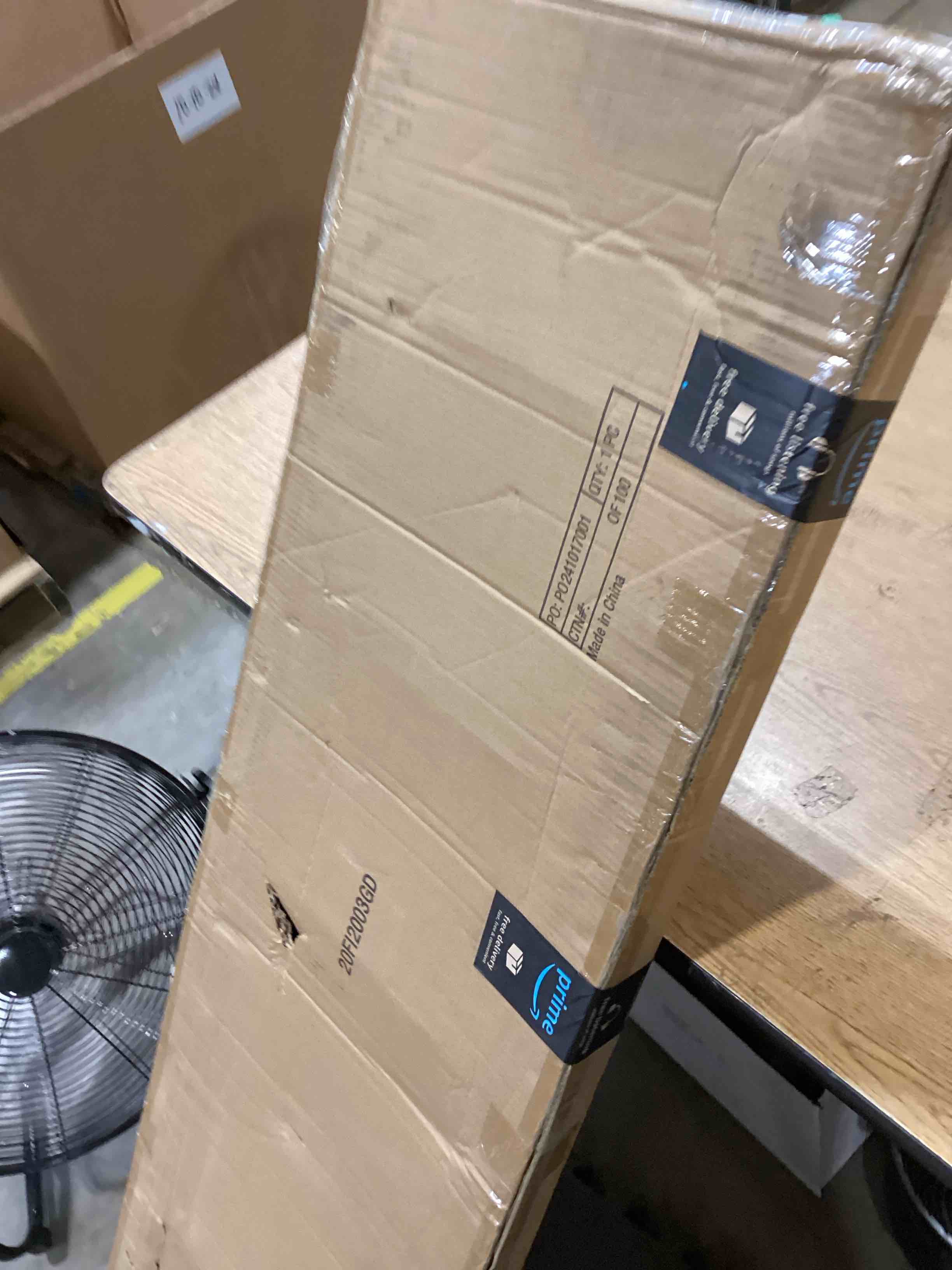 https://s3.amazonaws.com/lotting-images-prod/bidfta/PPE2588586_1755006541571.jpeg