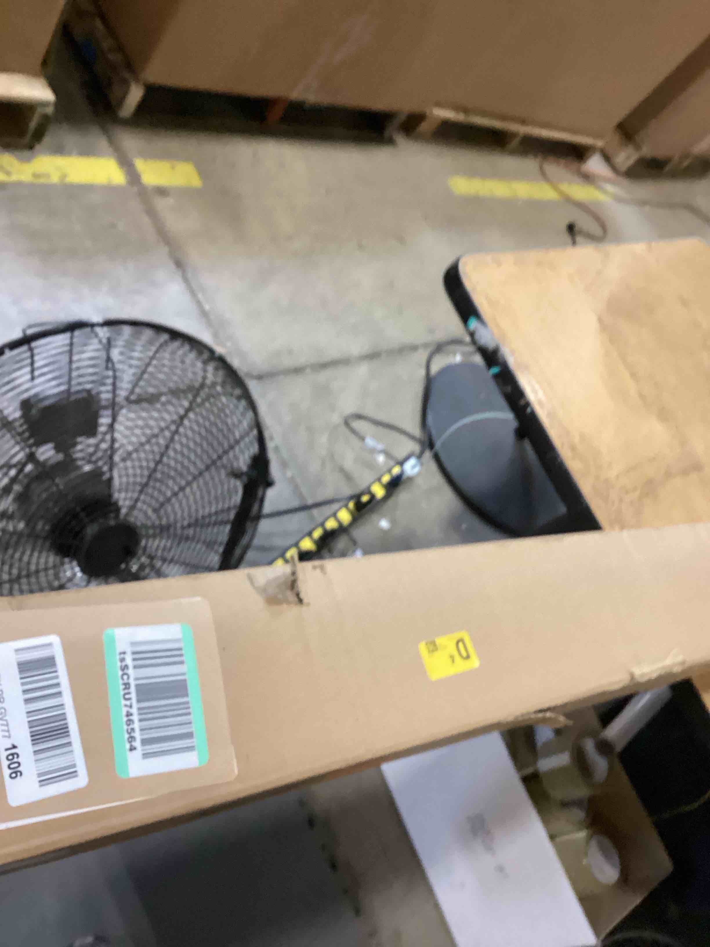 https://s3.amazonaws.com/lotting-images-prod/bidfta/PPE2588598_1755008942715.jpeg