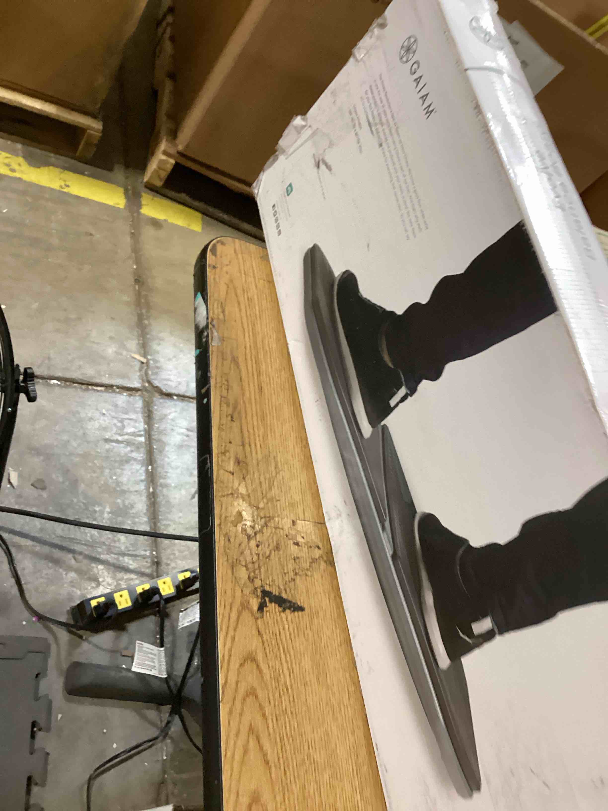 https://s3.amazonaws.com/lotting-images-prod/bidfta/PPE2588667_1755019409962.jpeg