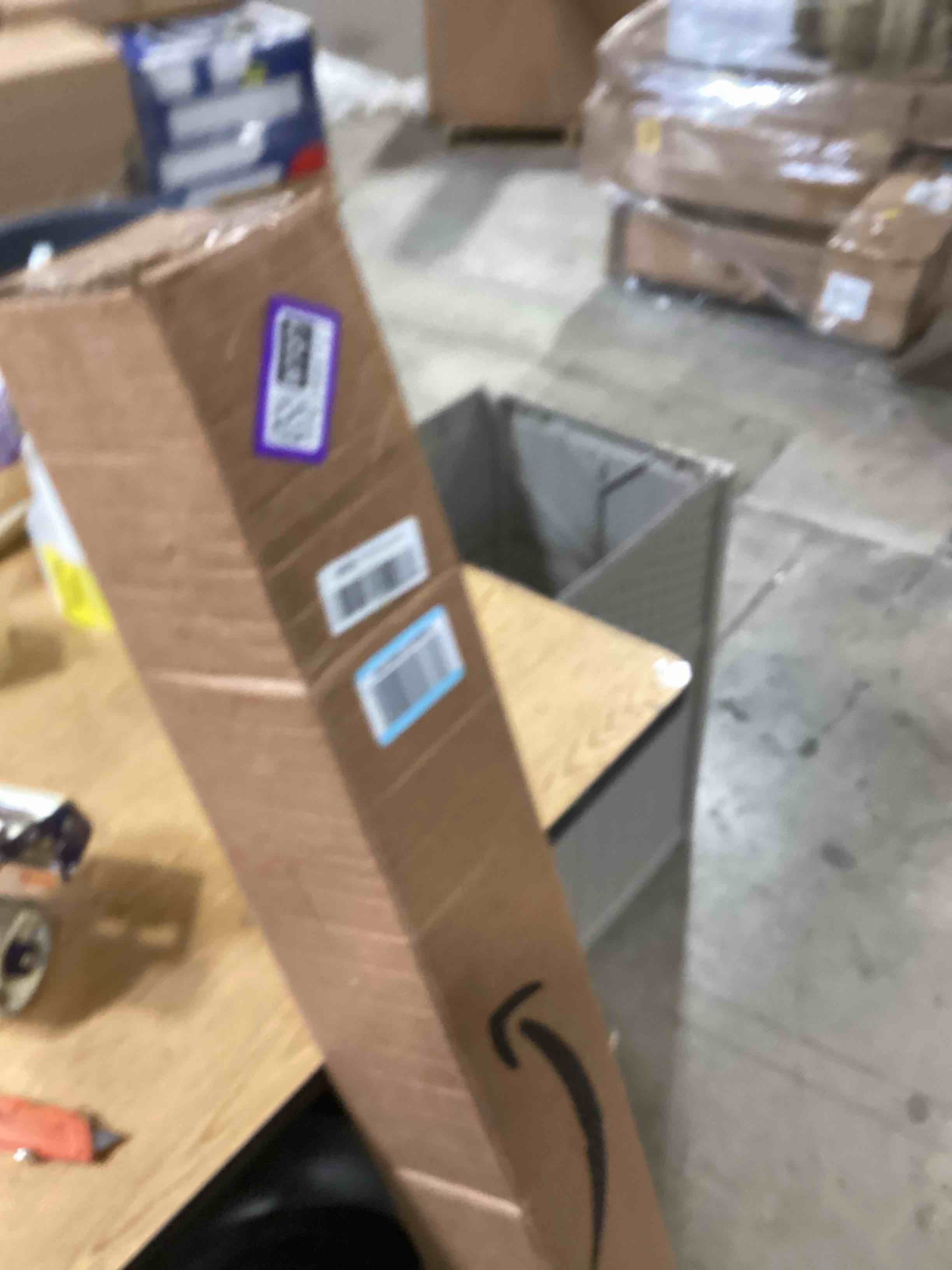 https://s3.amazonaws.com/lotting-images-prod/bidfta/PPE2588727_1755026447607.jpeg