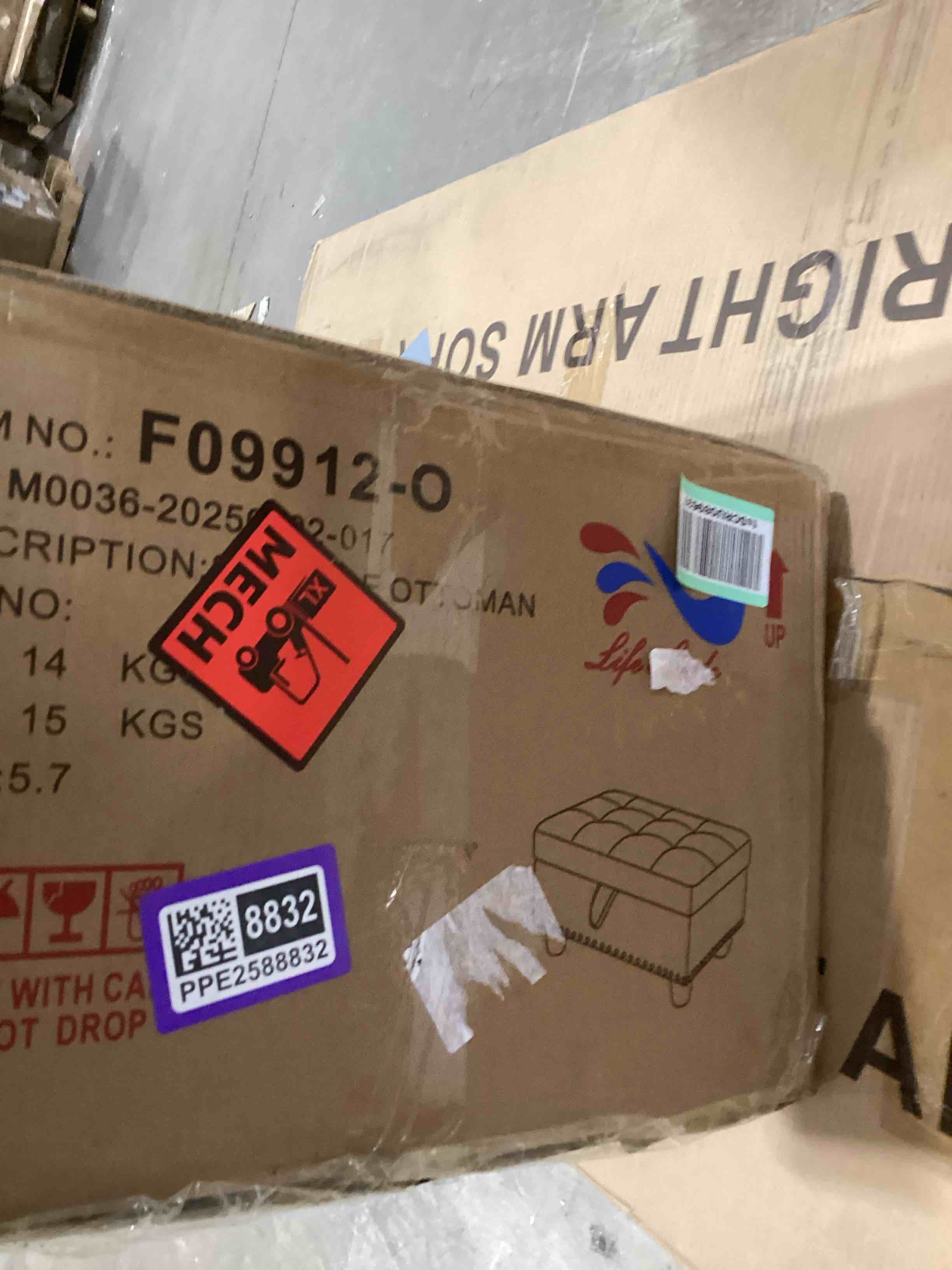 https://s3.amazonaws.com/lotting-images-prod/bidfta/PPE2588832_1755095030501.jpeg