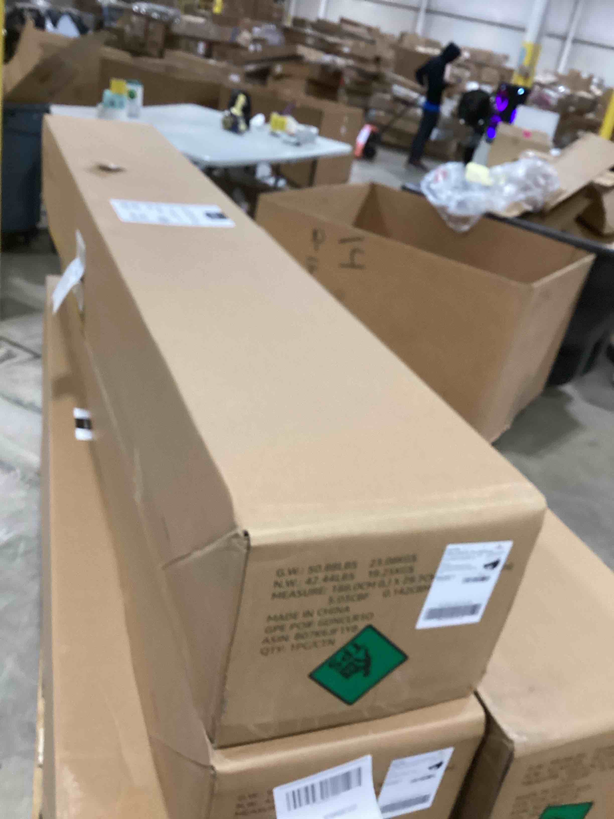 https://s3.amazonaws.com/lotting-images-prod/bidfta/PPE2588970_1755170339532.jpeg