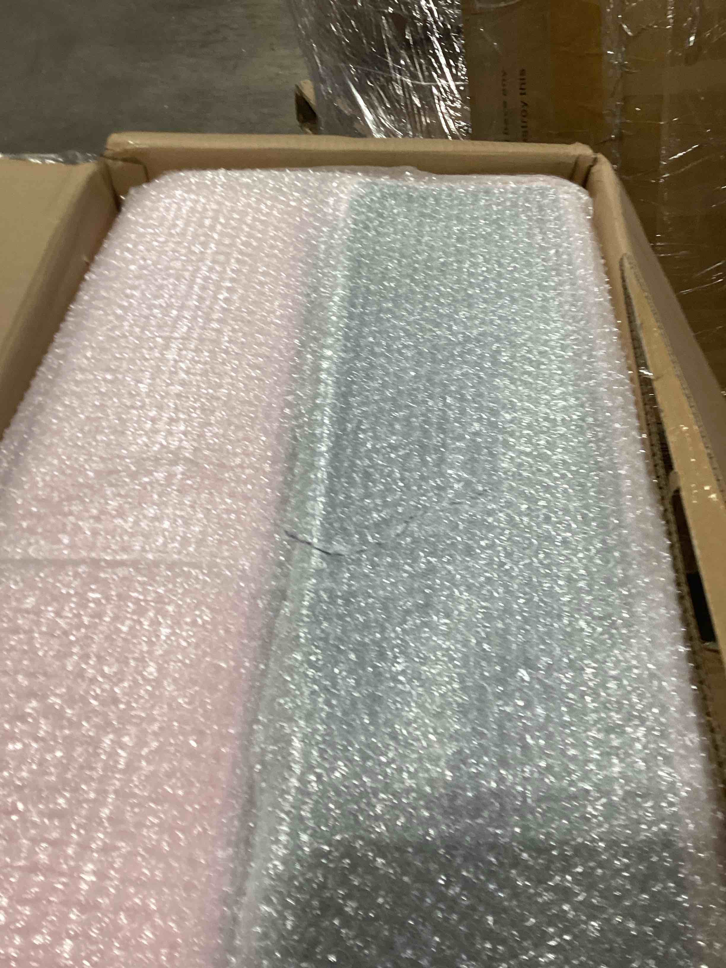 https://s3.amazonaws.com/lotting-images-prod/bidfta/PPE2590119_1752504376497.jpeg