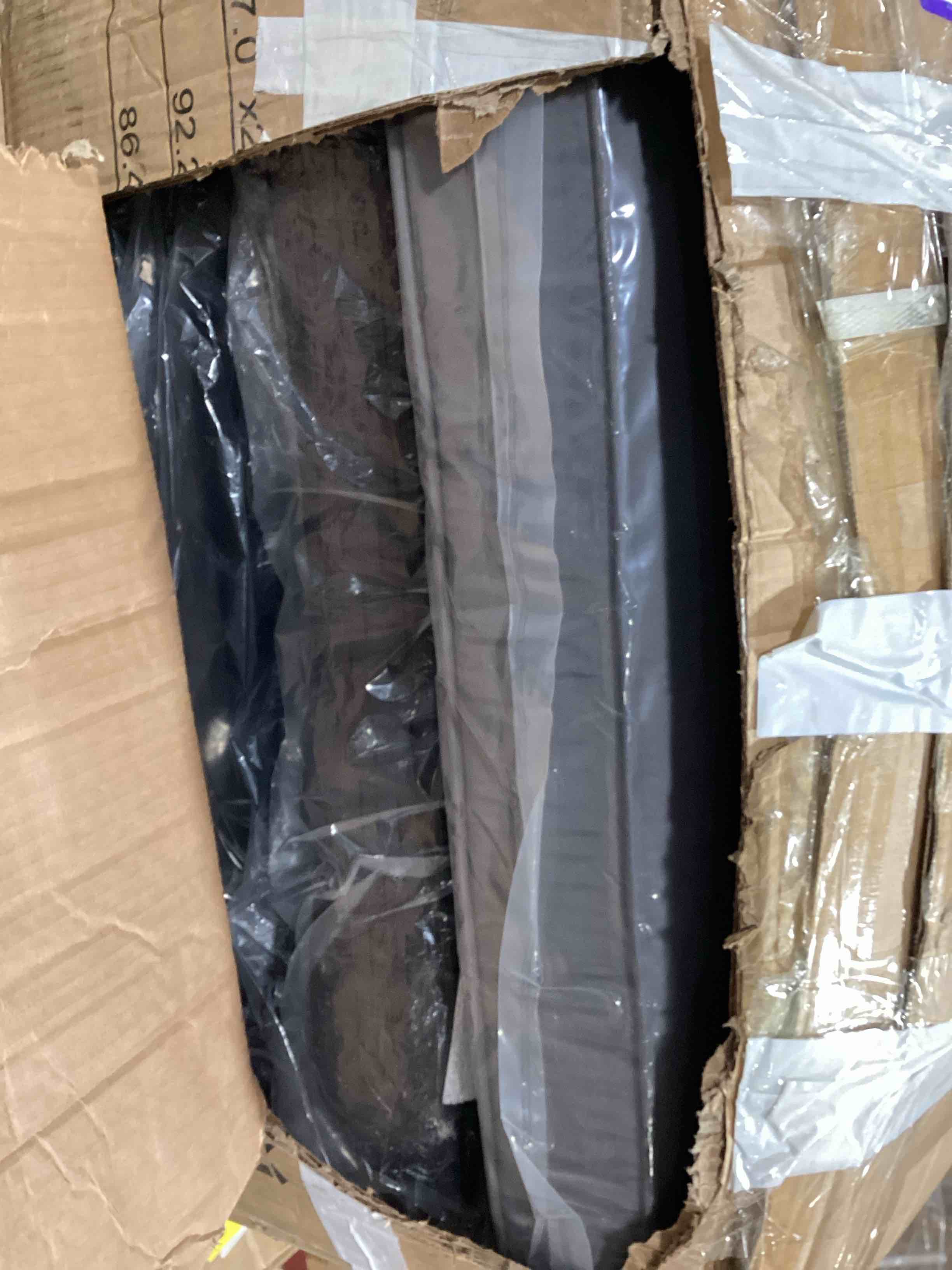 https://s3.amazonaws.com/lotting-images-prod/bidfta/PPE2590263_1752669751208.jpeg