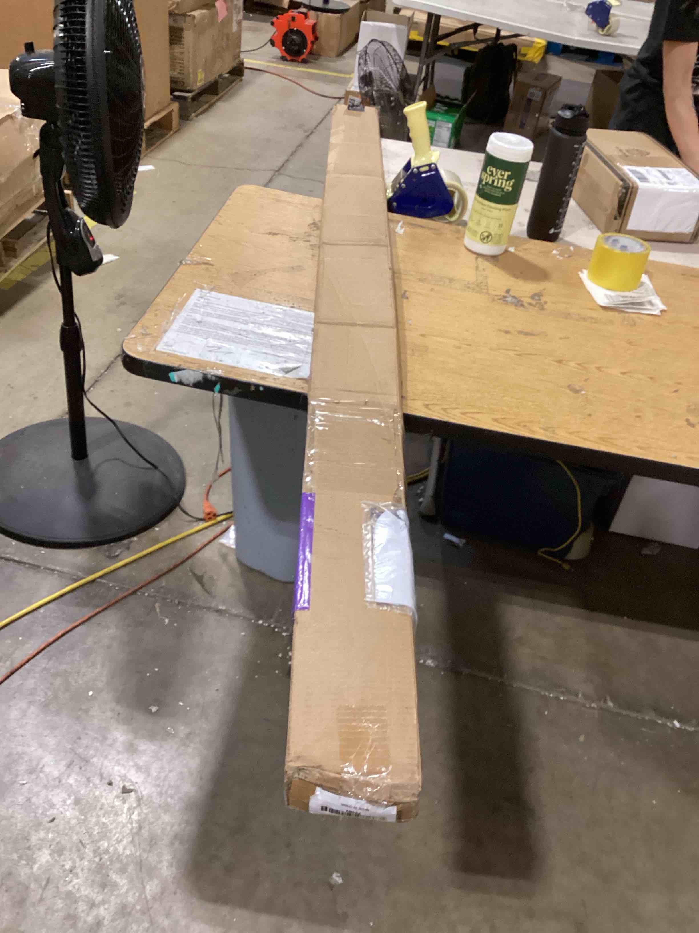 https://s3.amazonaws.com/lotting-images-prod/bidfta/PPE2590329_1752687150092.jpeg