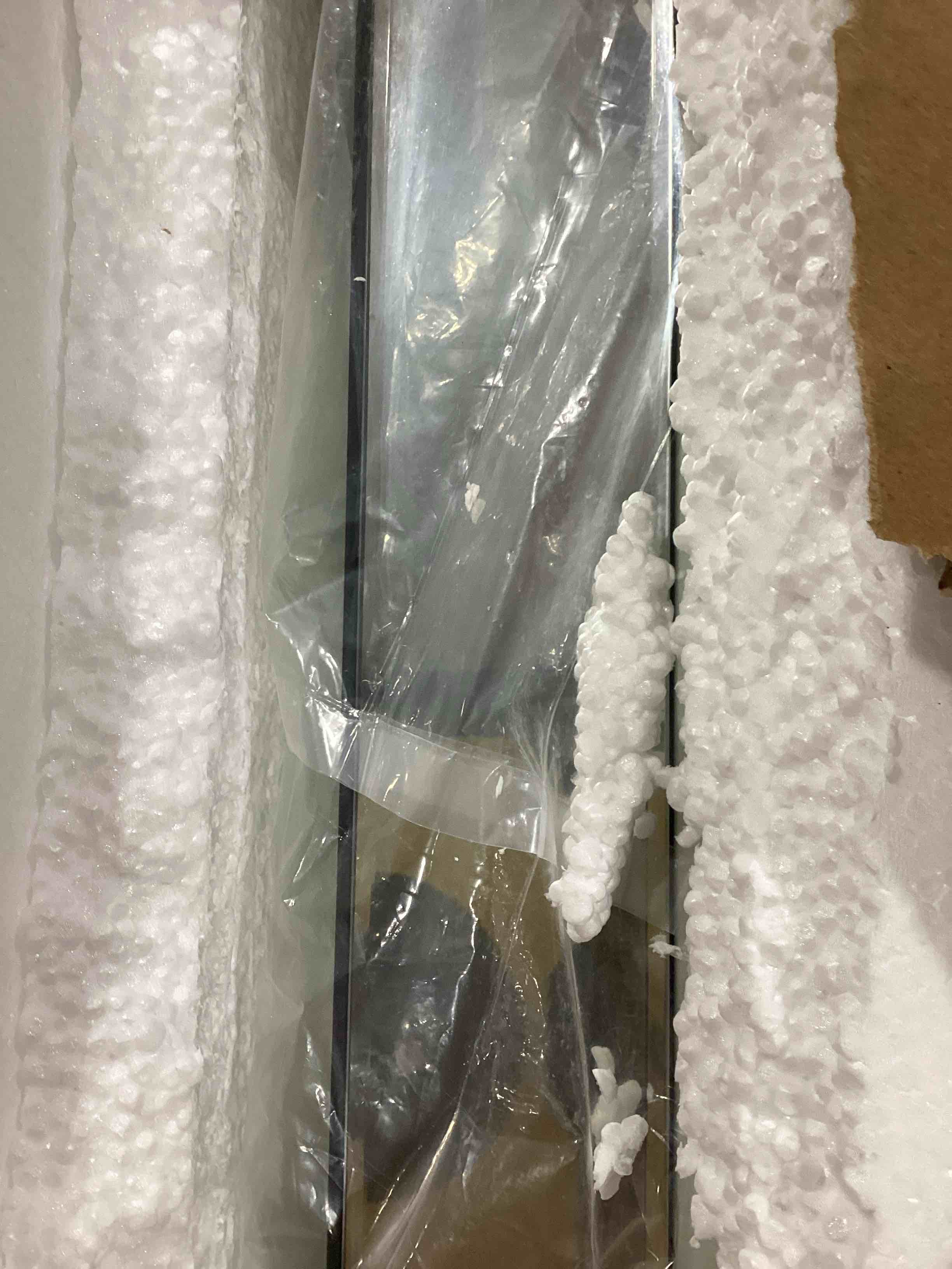 https://s3.amazonaws.com/lotting-images-prod/bidfta/PPE2590414_1752841628656.jpeg