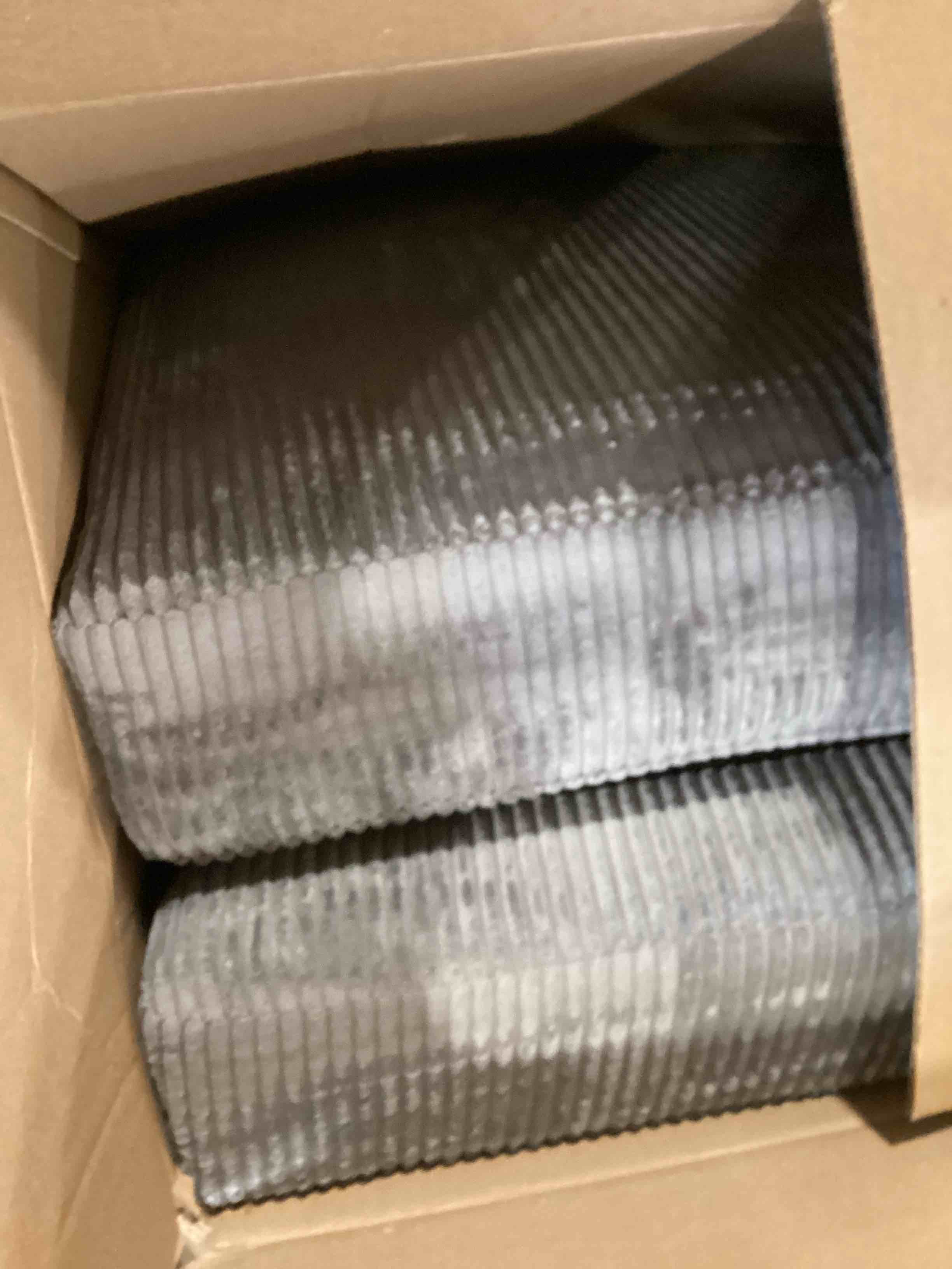 https://s3.amazonaws.com/lotting-images-prod/bidfta/PPE2590458_1752854304498.jpeg