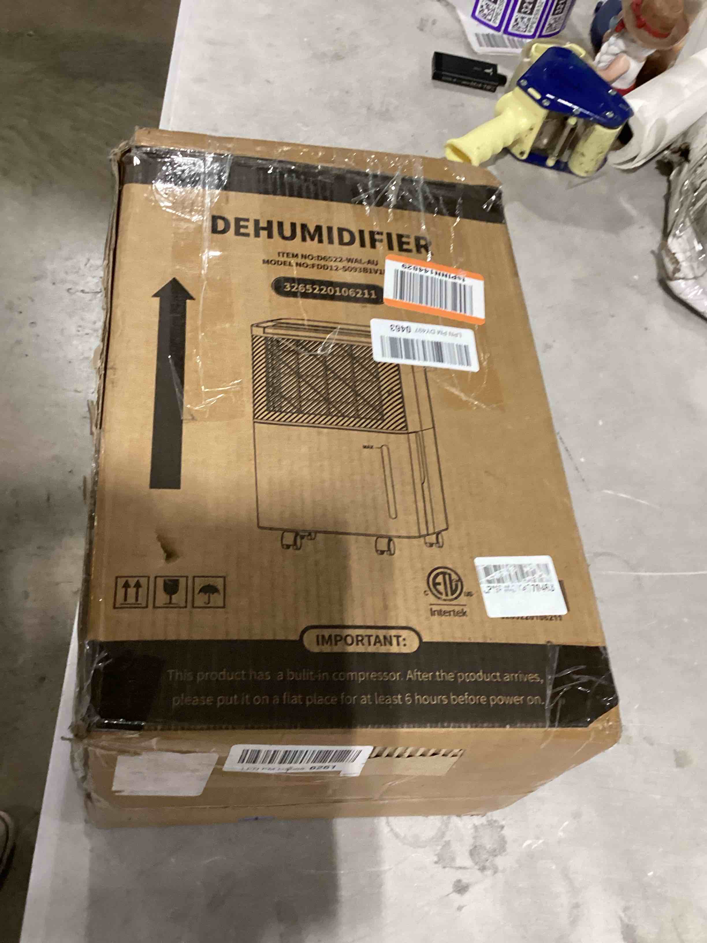 https://s3.amazonaws.com/lotting-images-prod/bidfta/PPE2593212_1755693920885.jpeg