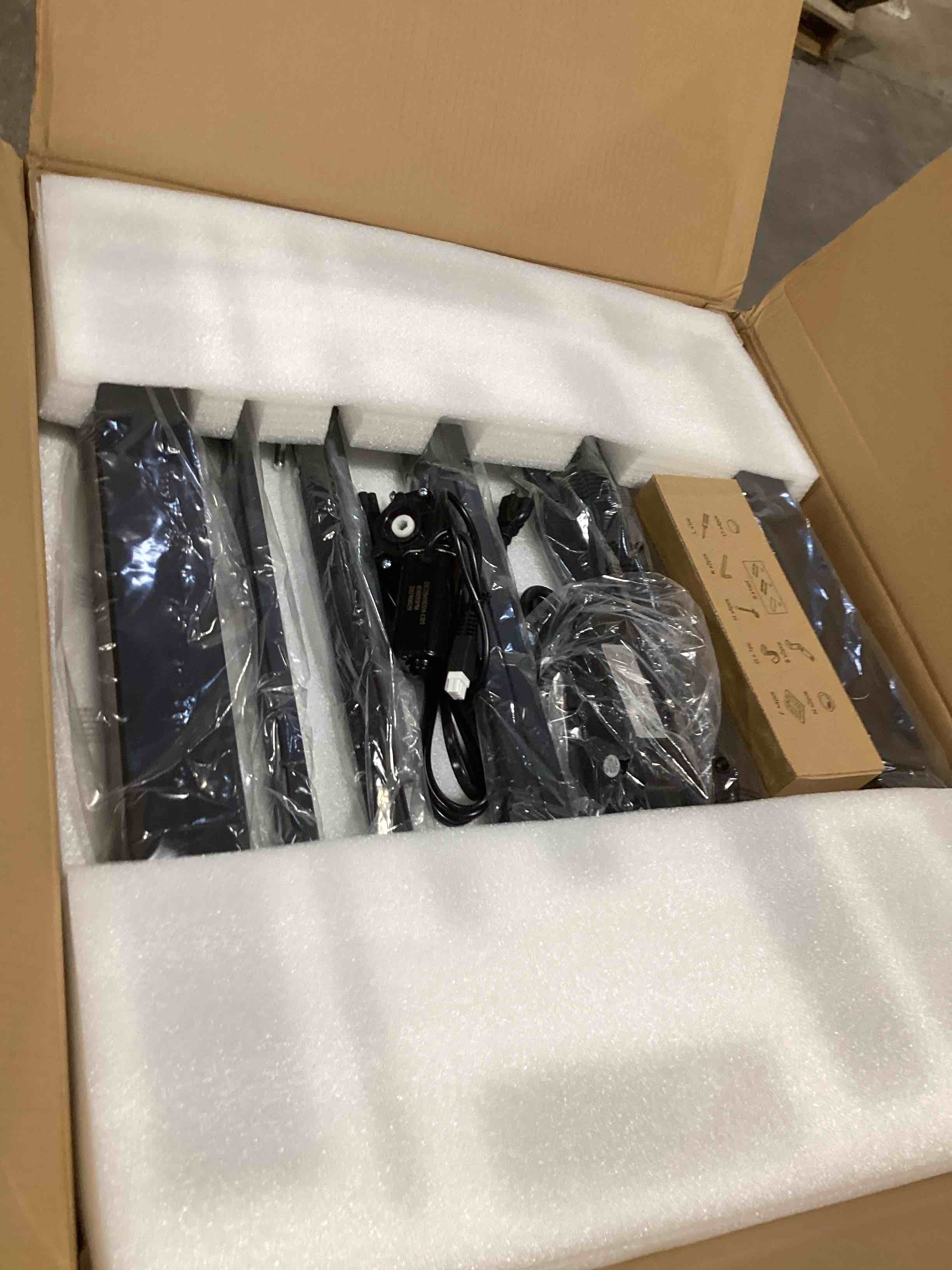 https://s3.amazonaws.com/lotting-images-prod/bidfta/PPE2593330_1755715167988.jpeg