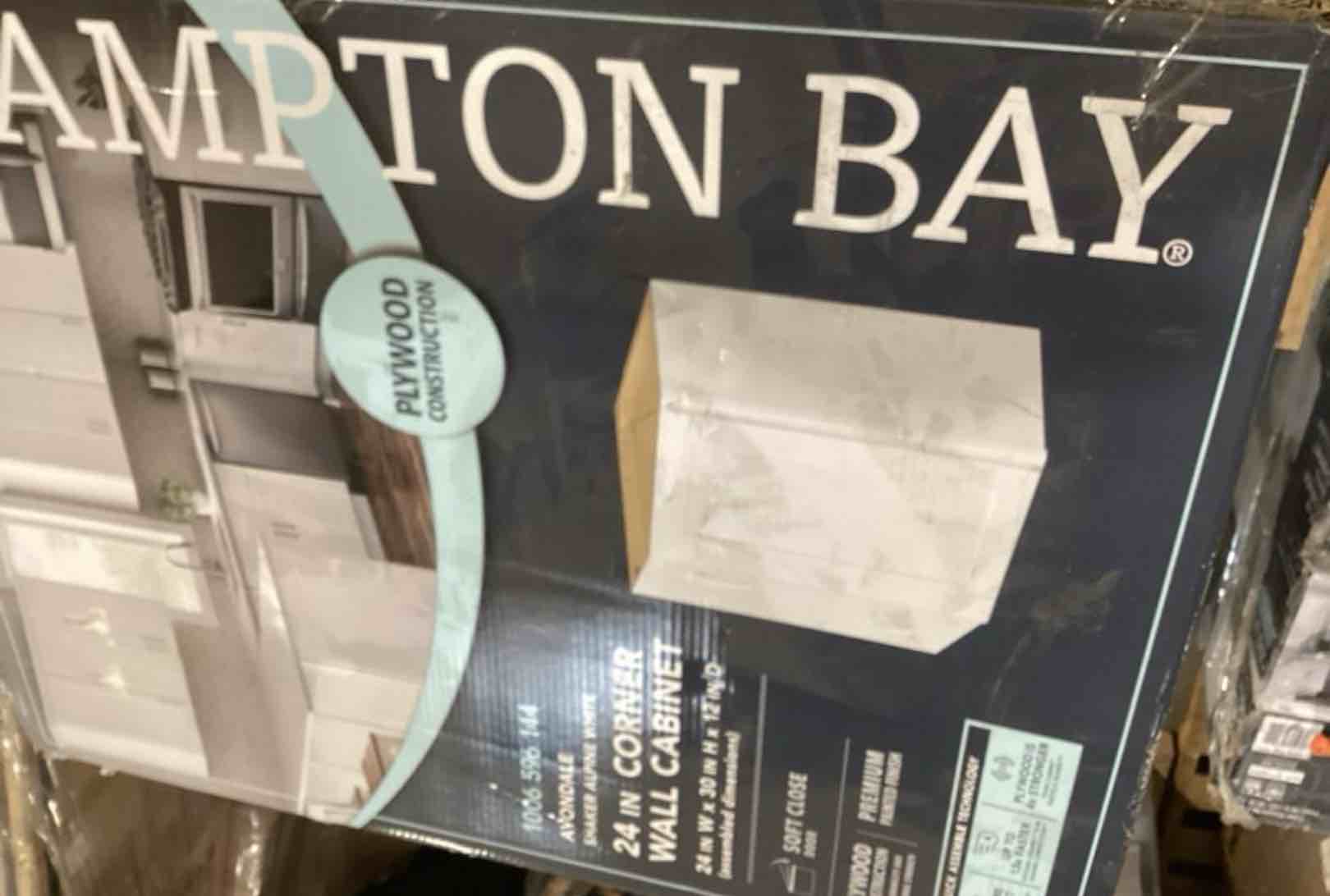 https://s3.amazonaws.com/lotting-images-prod/bidfta/PPE2596434_1753473162775.jpeg