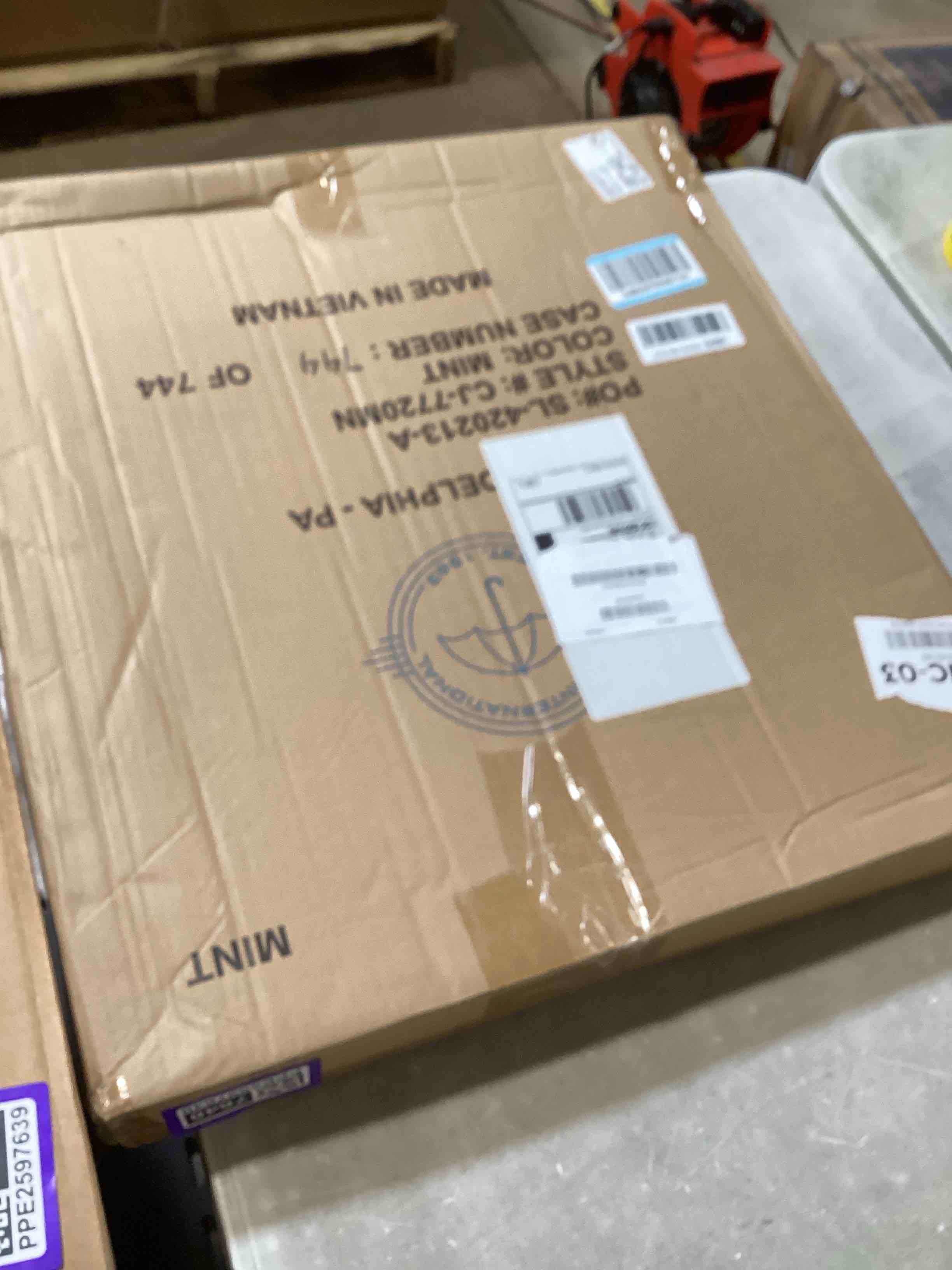 https://s3.amazonaws.com/lotting-images-prod/bidfta/PPE2597640_1754068045941.jpeg