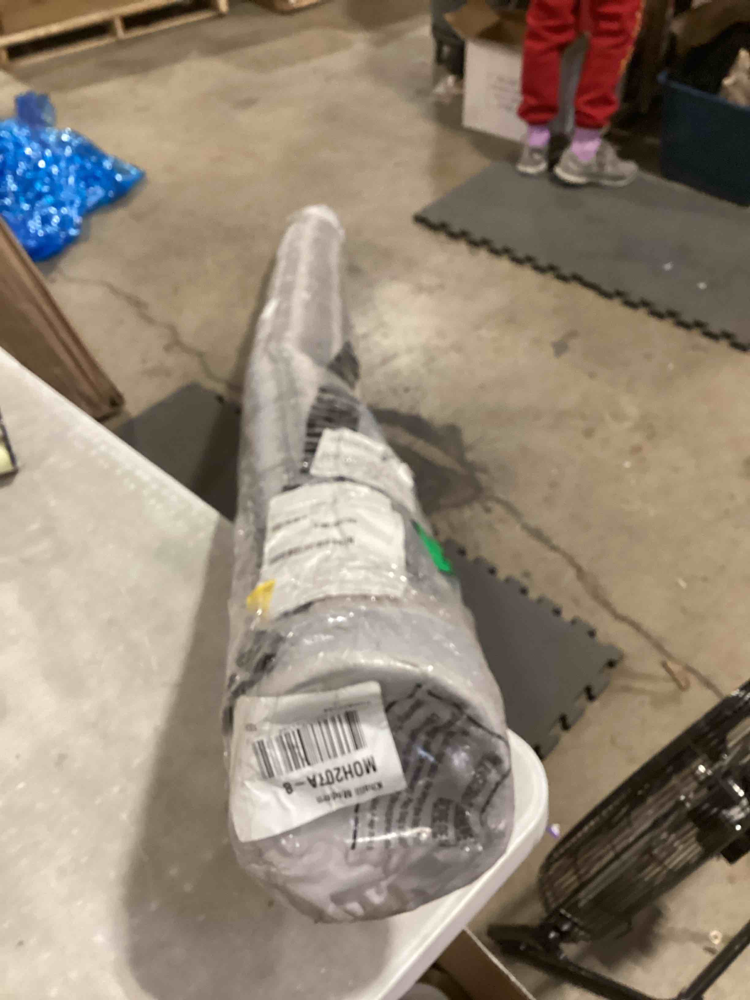 https://s3.amazonaws.com/lotting-images-prod/bidfta/PPE2597737_1754308053613.jpeg